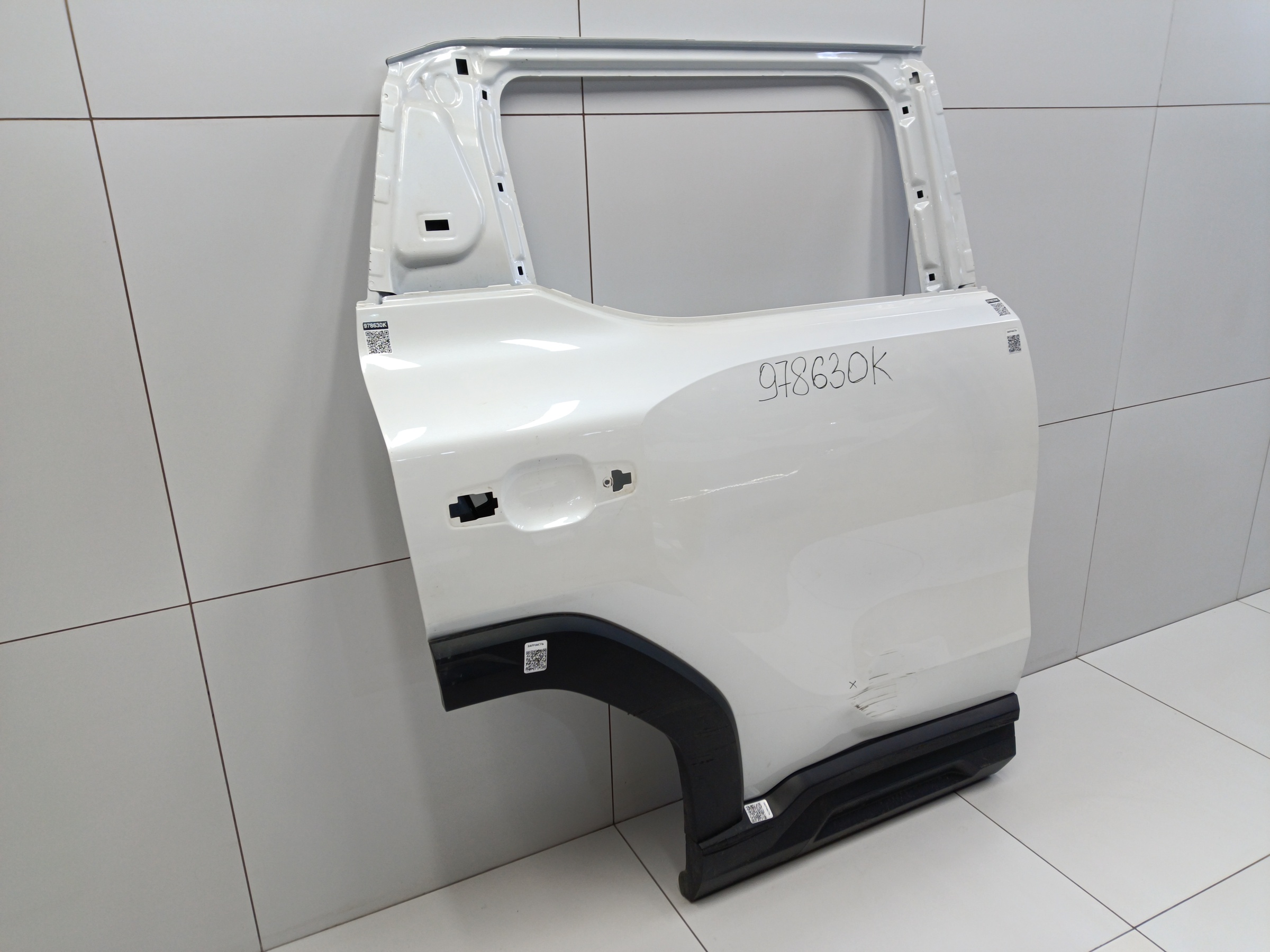 Дверь задняя правая Haval H3