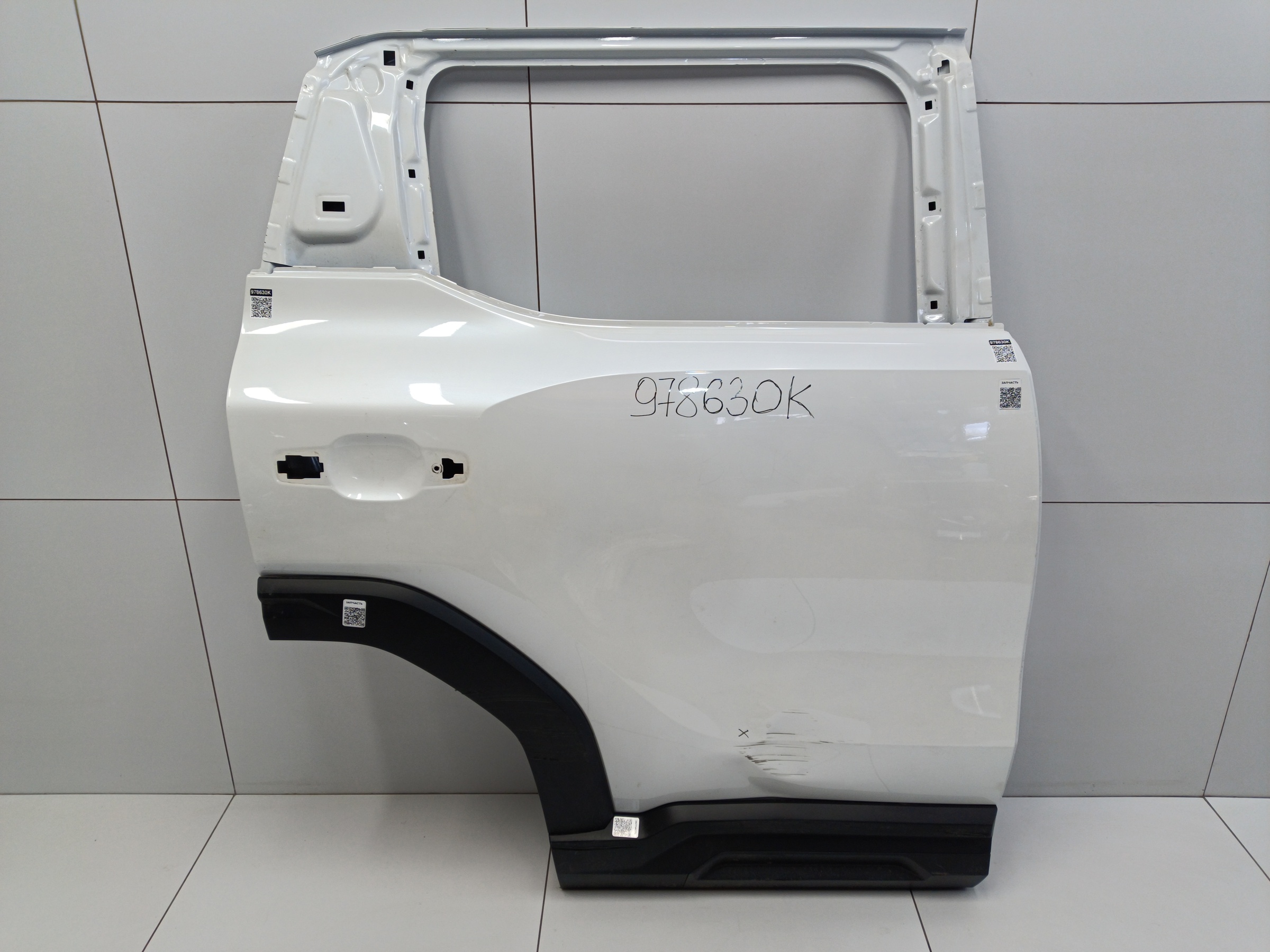 Дверь задняя правая Haval H3