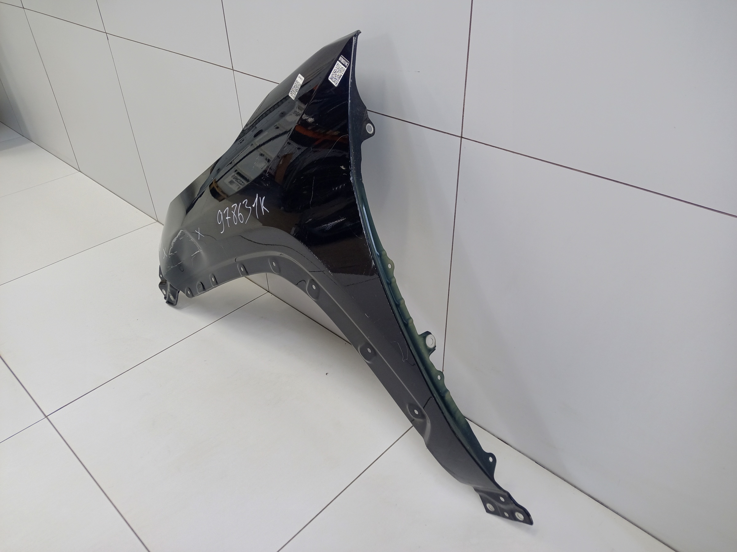 Крыло переднее левое Toyota RAV4 XA50