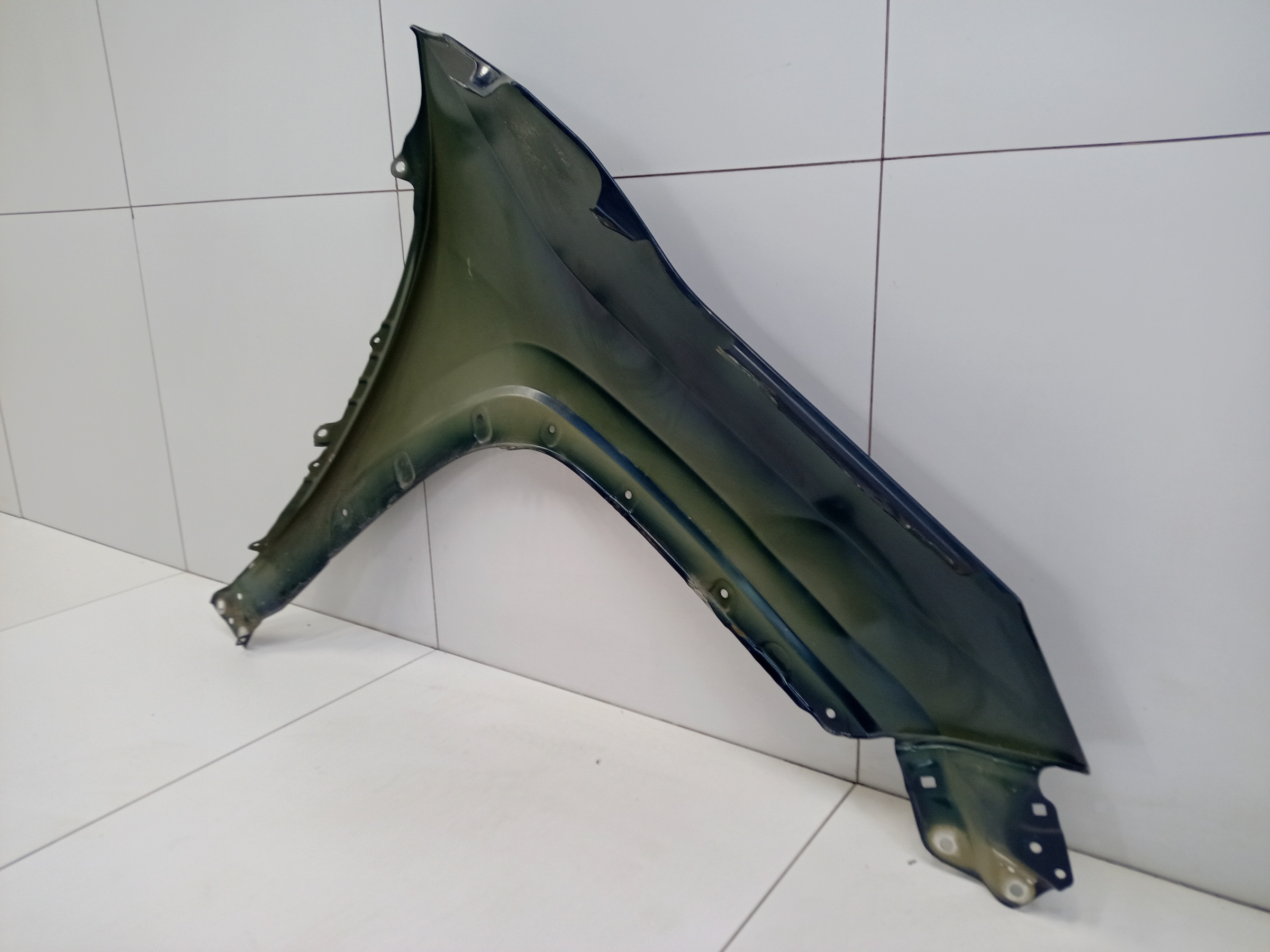 Крыло переднее левое Toyota RAV4 XA50