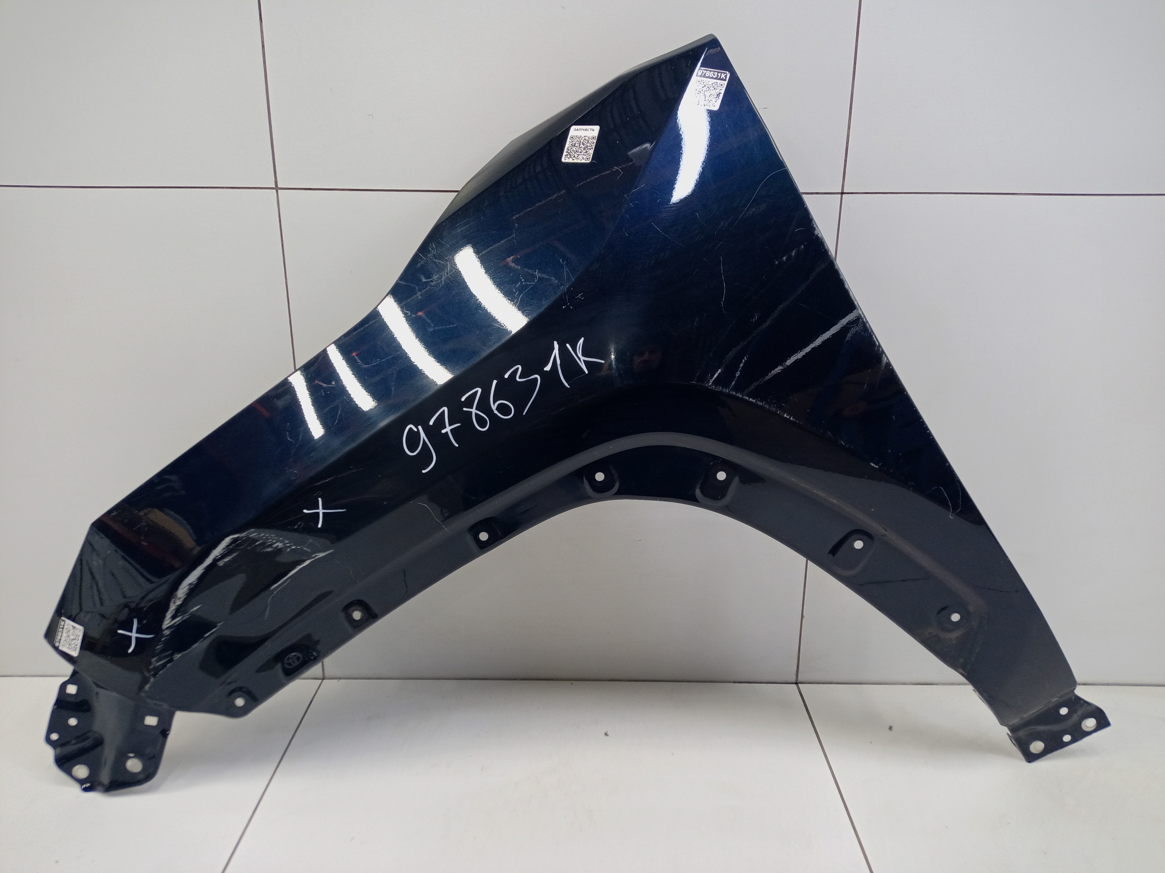 Крыло переднее левое Toyota RAV4 XA50