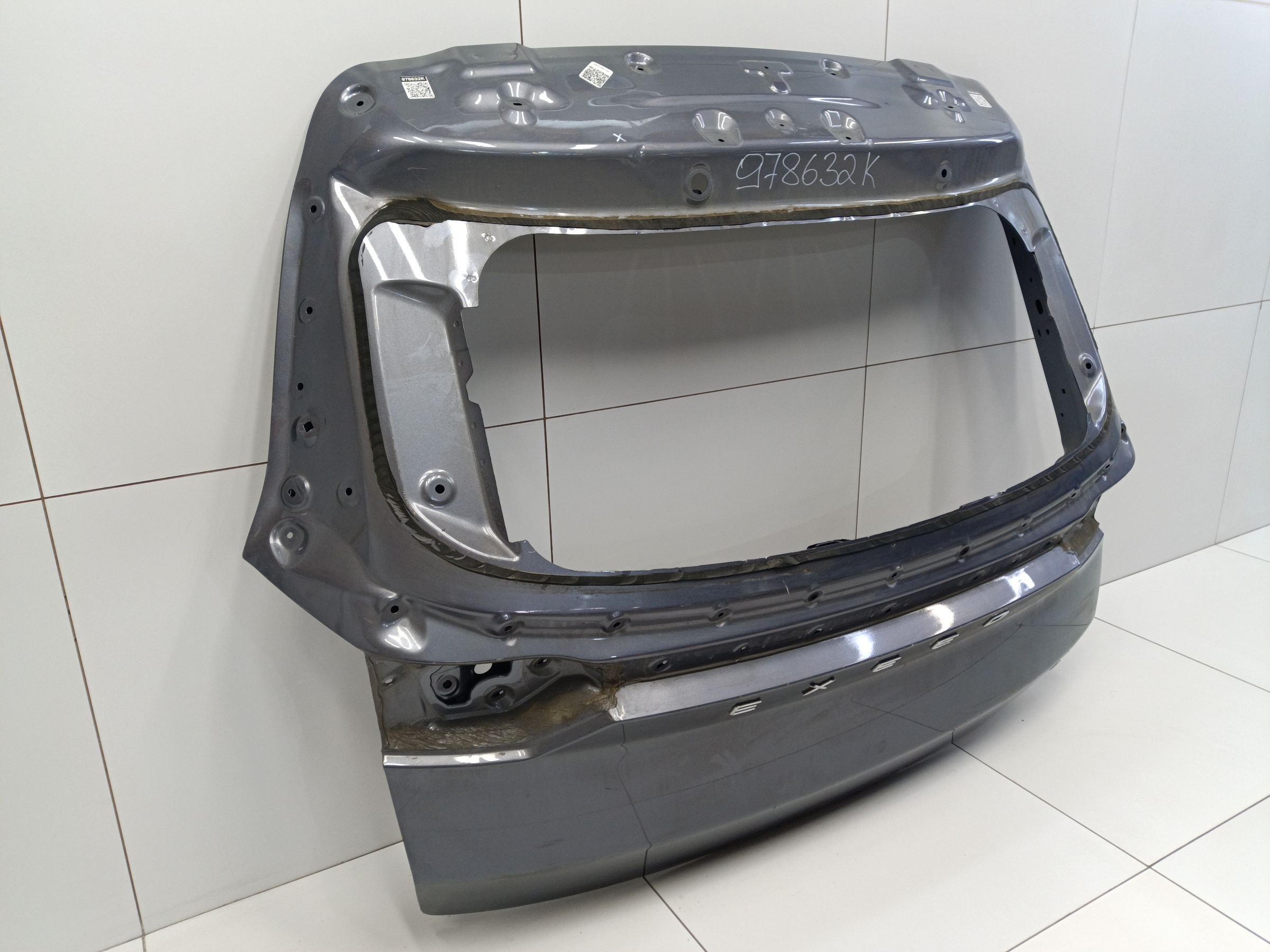 Крышка багажника Exeed LX