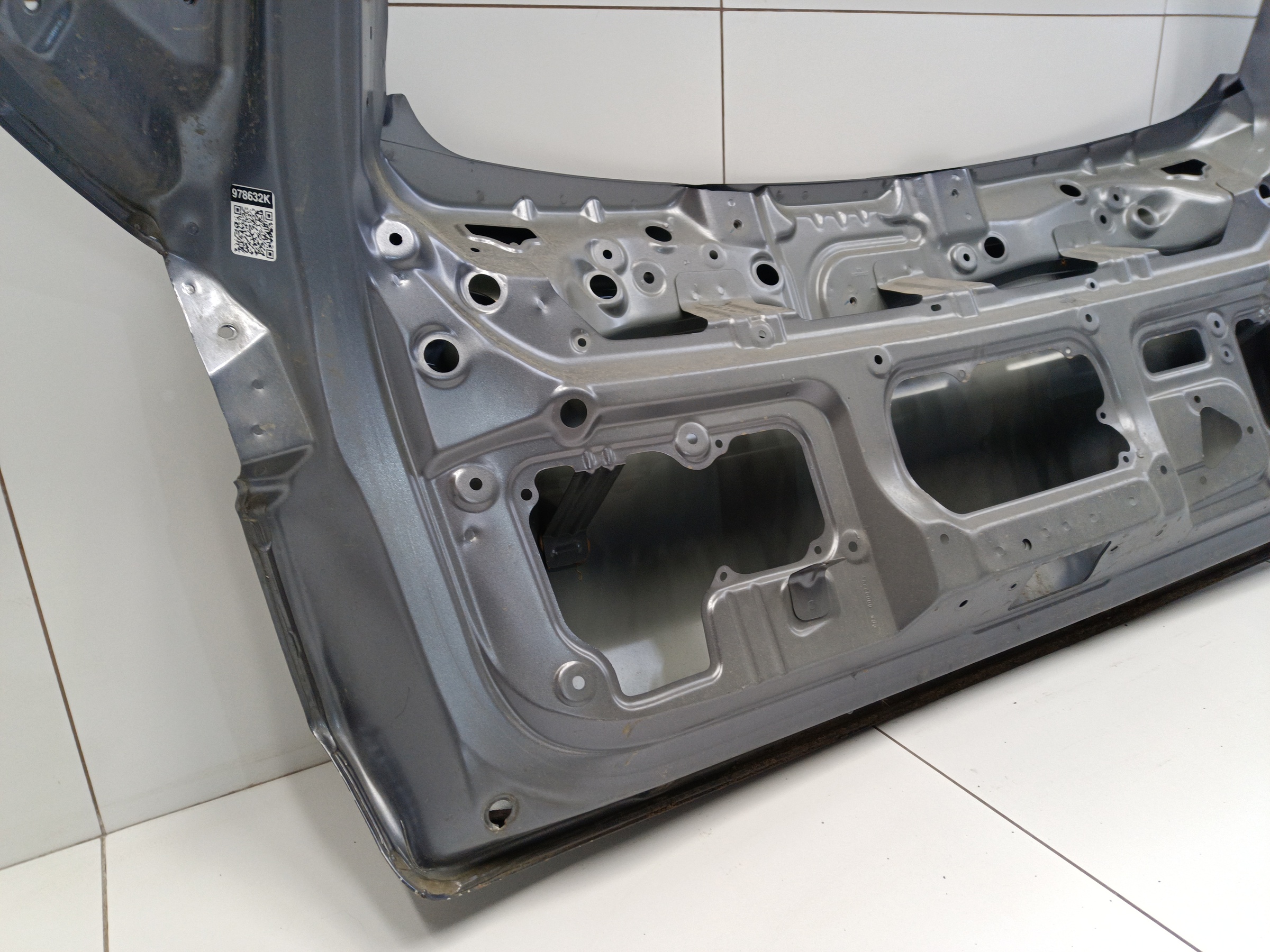 Крышка багажника Exeed LX