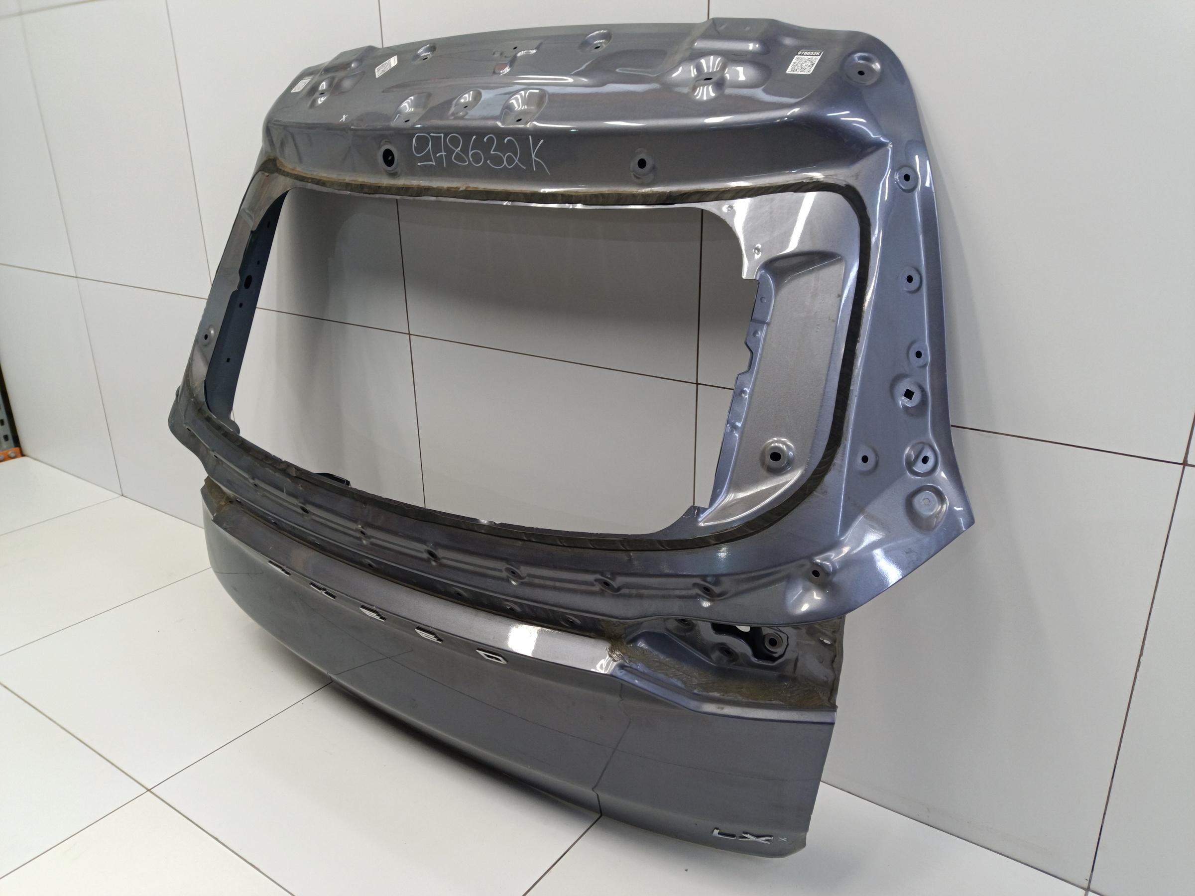 Крышка багажника Exeed LX