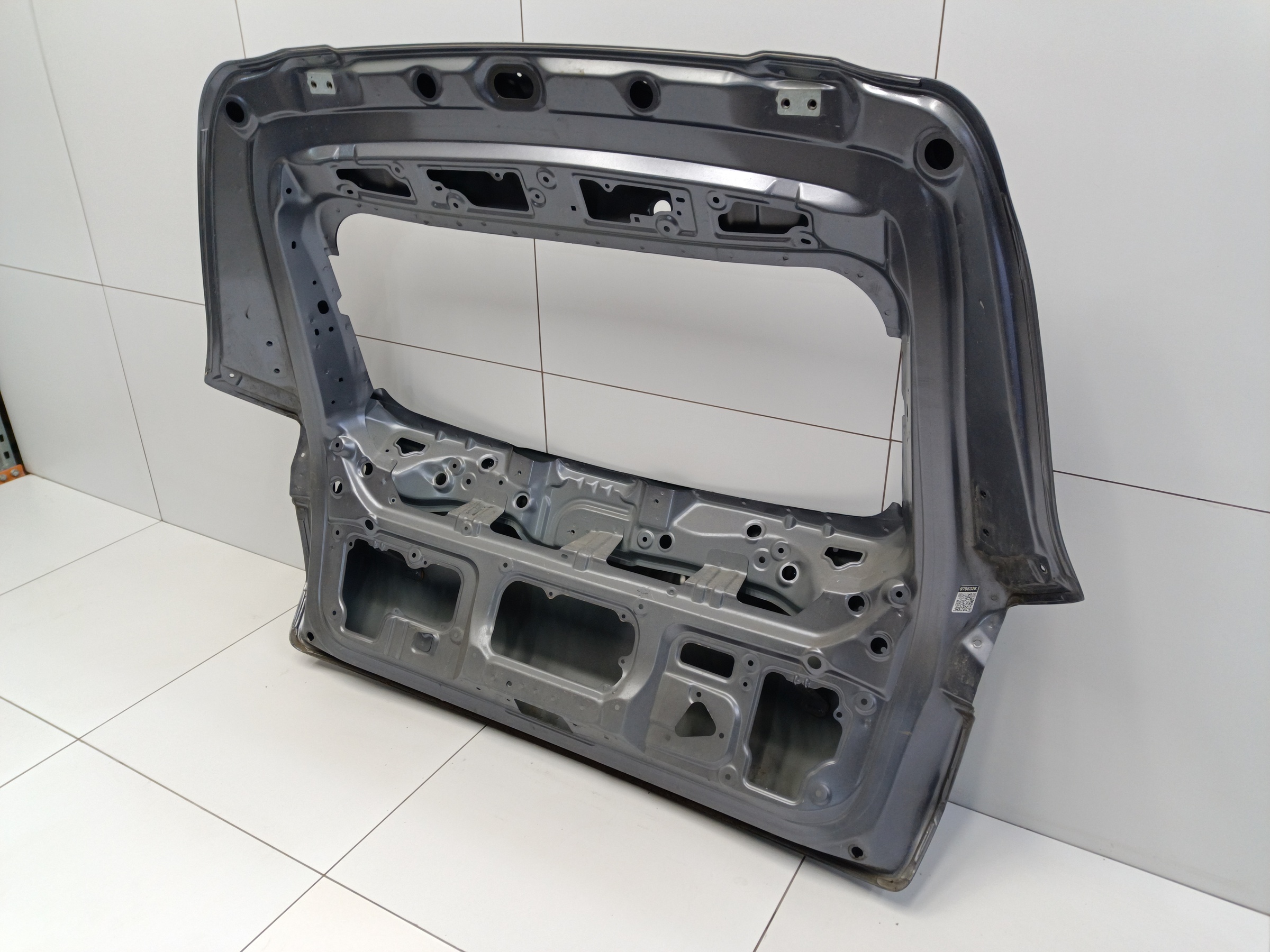 Крышка багажника Exeed LX