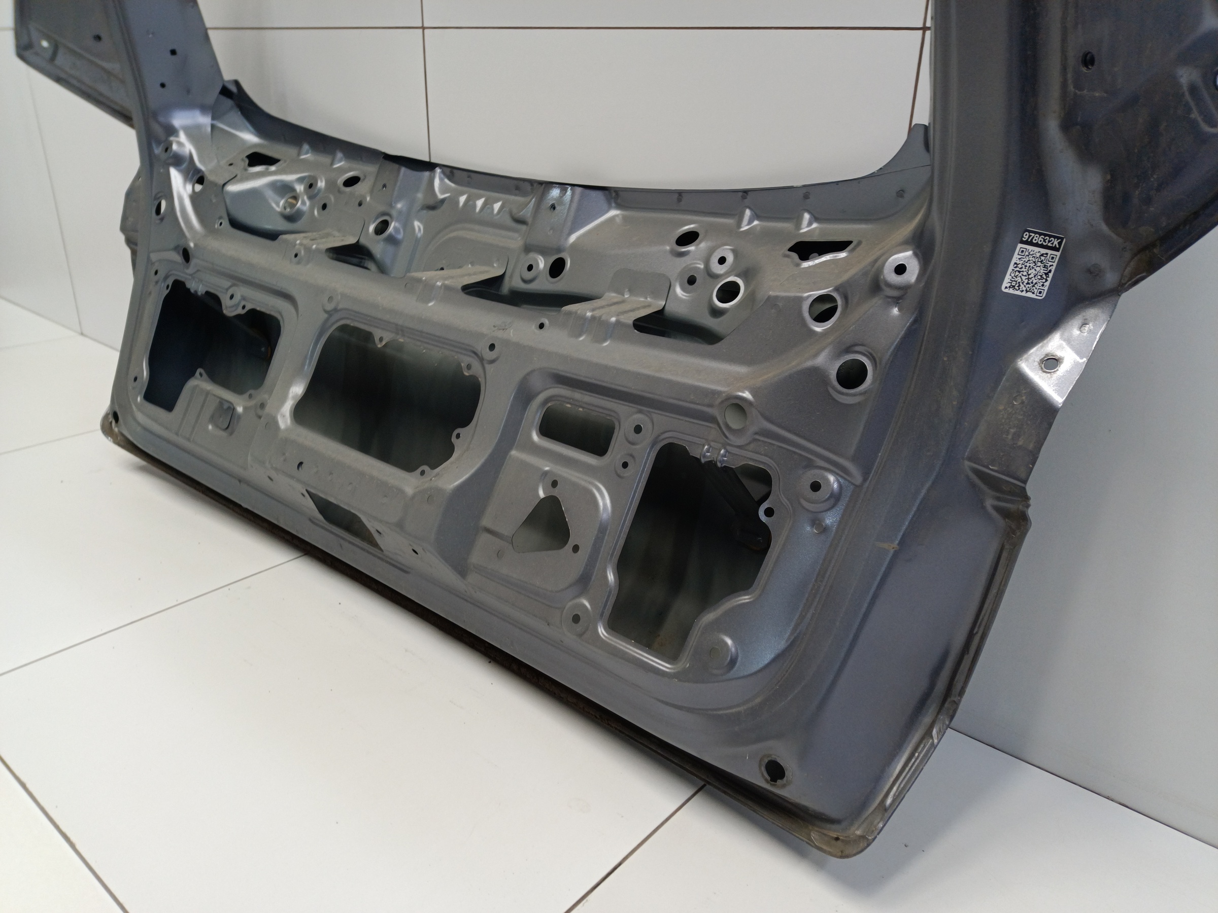 Крышка багажника Exeed LX