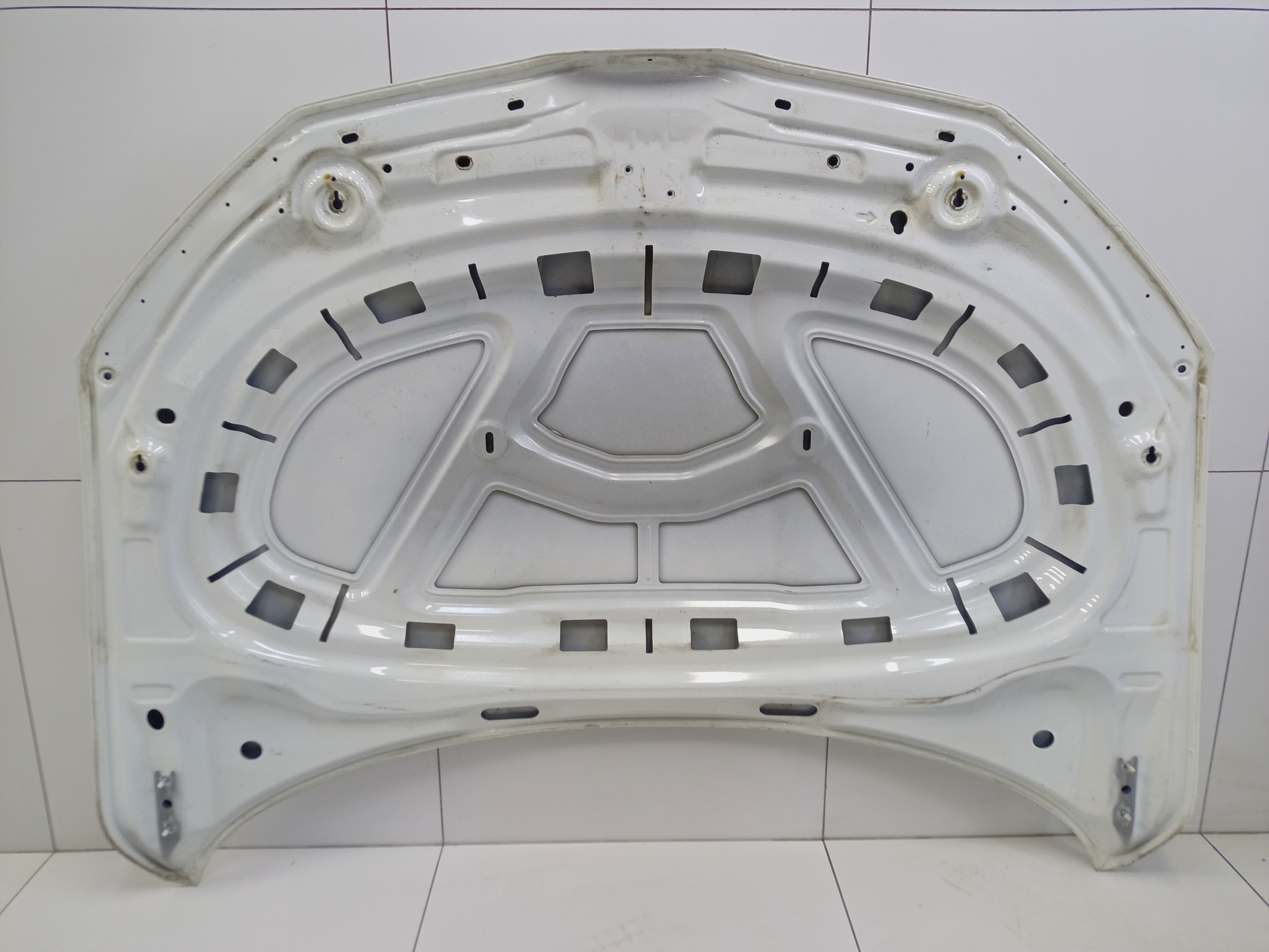 Капот Skoda Rapid 2