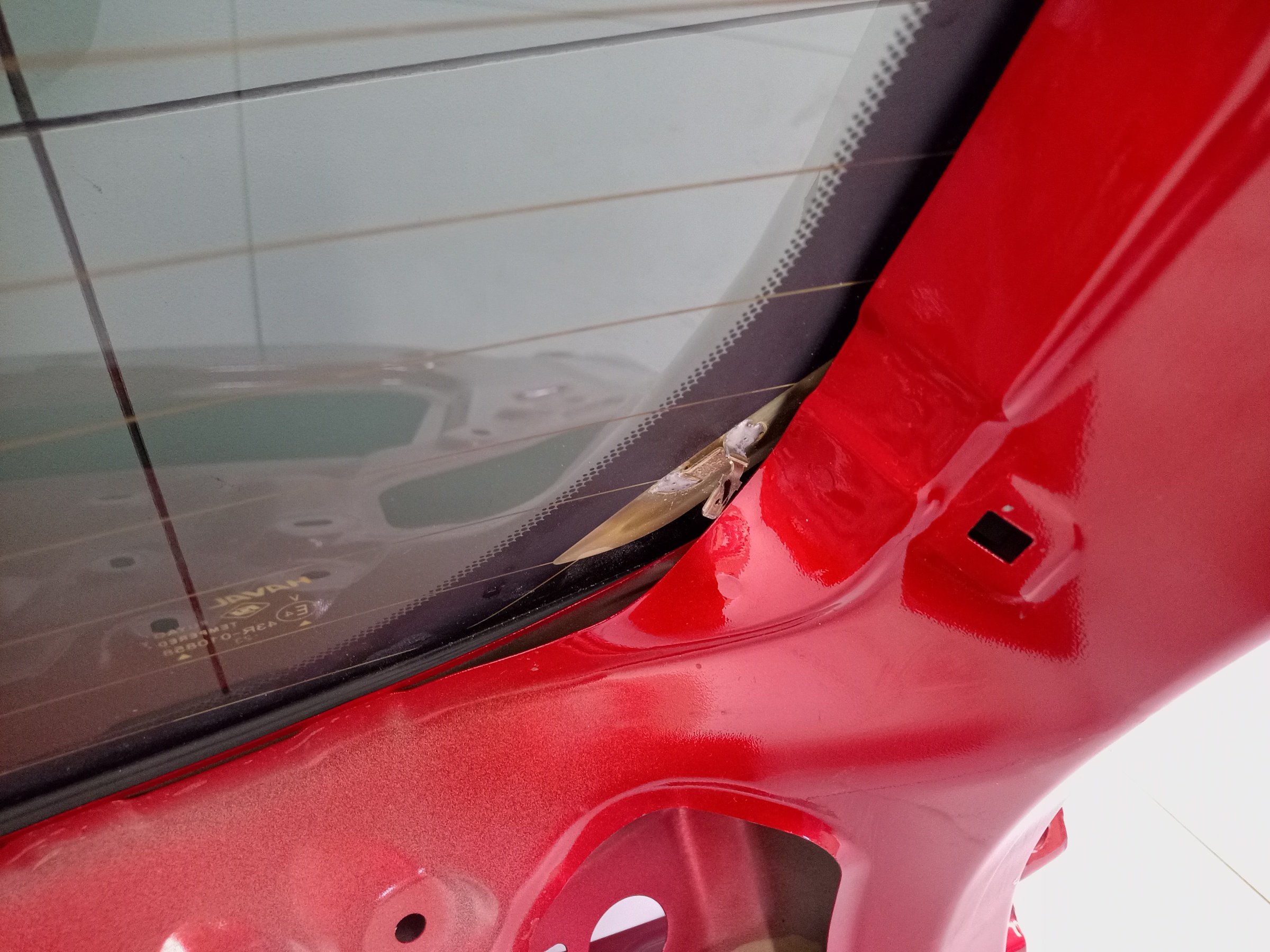 Стекло крышки багажника Haval Jolion