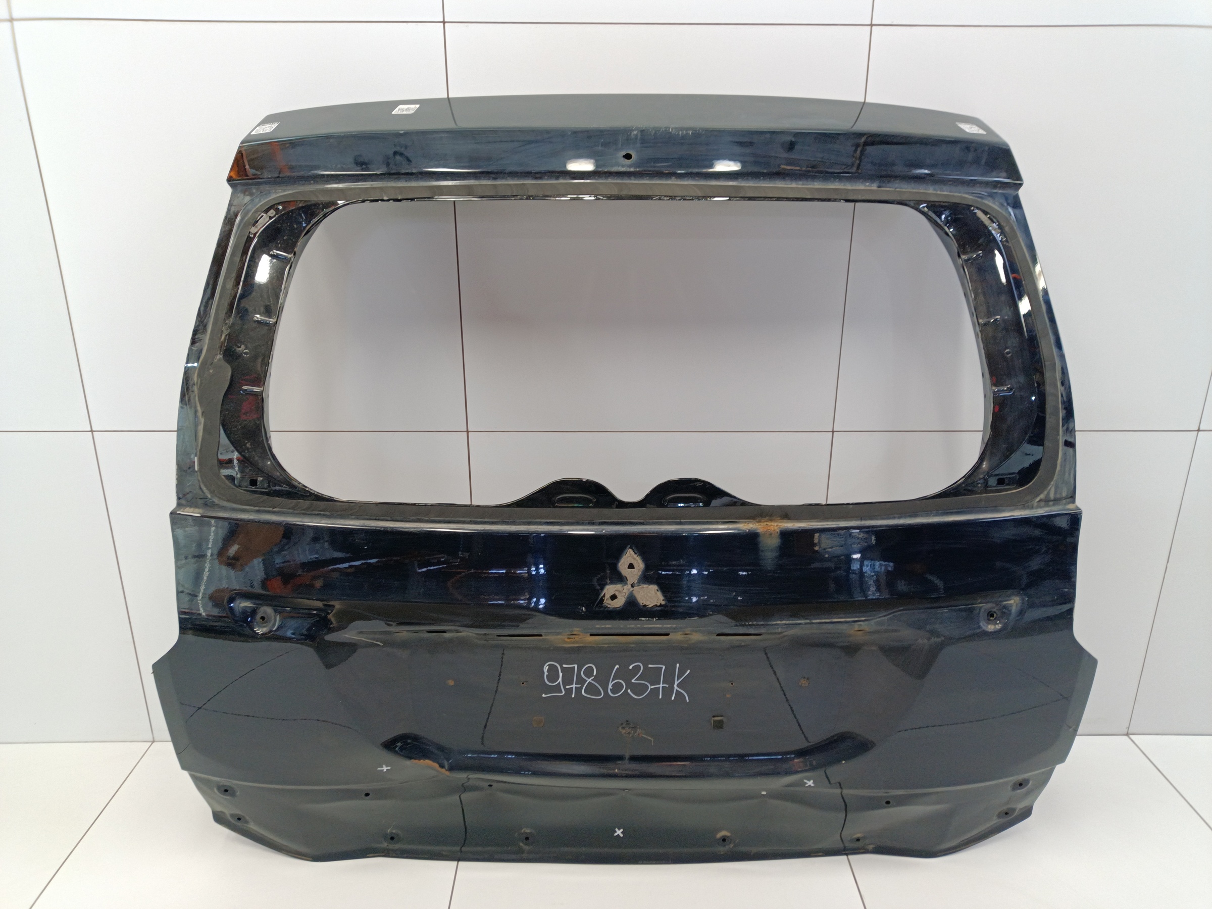 Крышка багажника Mitsubishi Pajero Sport 3
