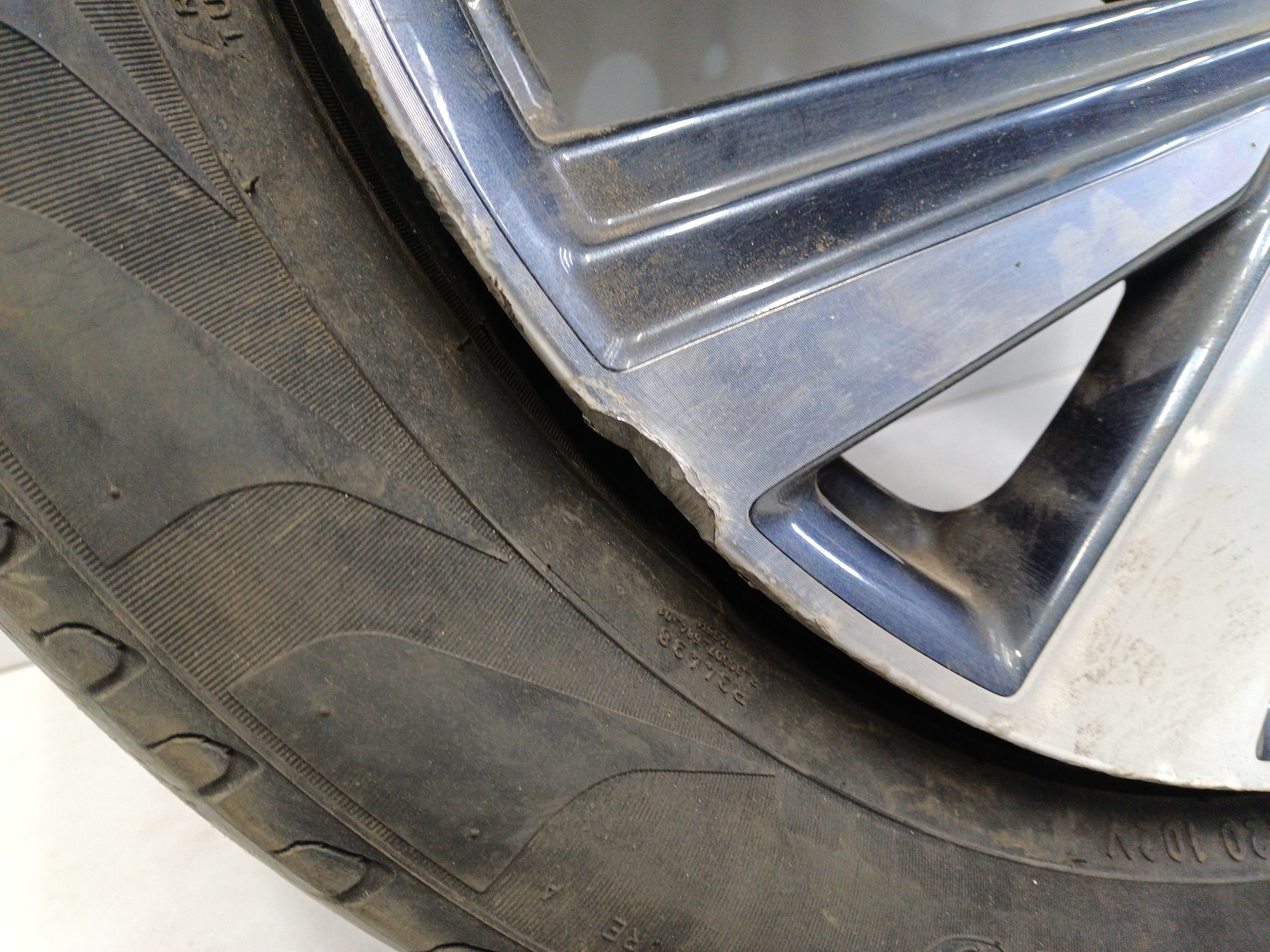 Диск колеса литой Nissan Murano Z52 R20