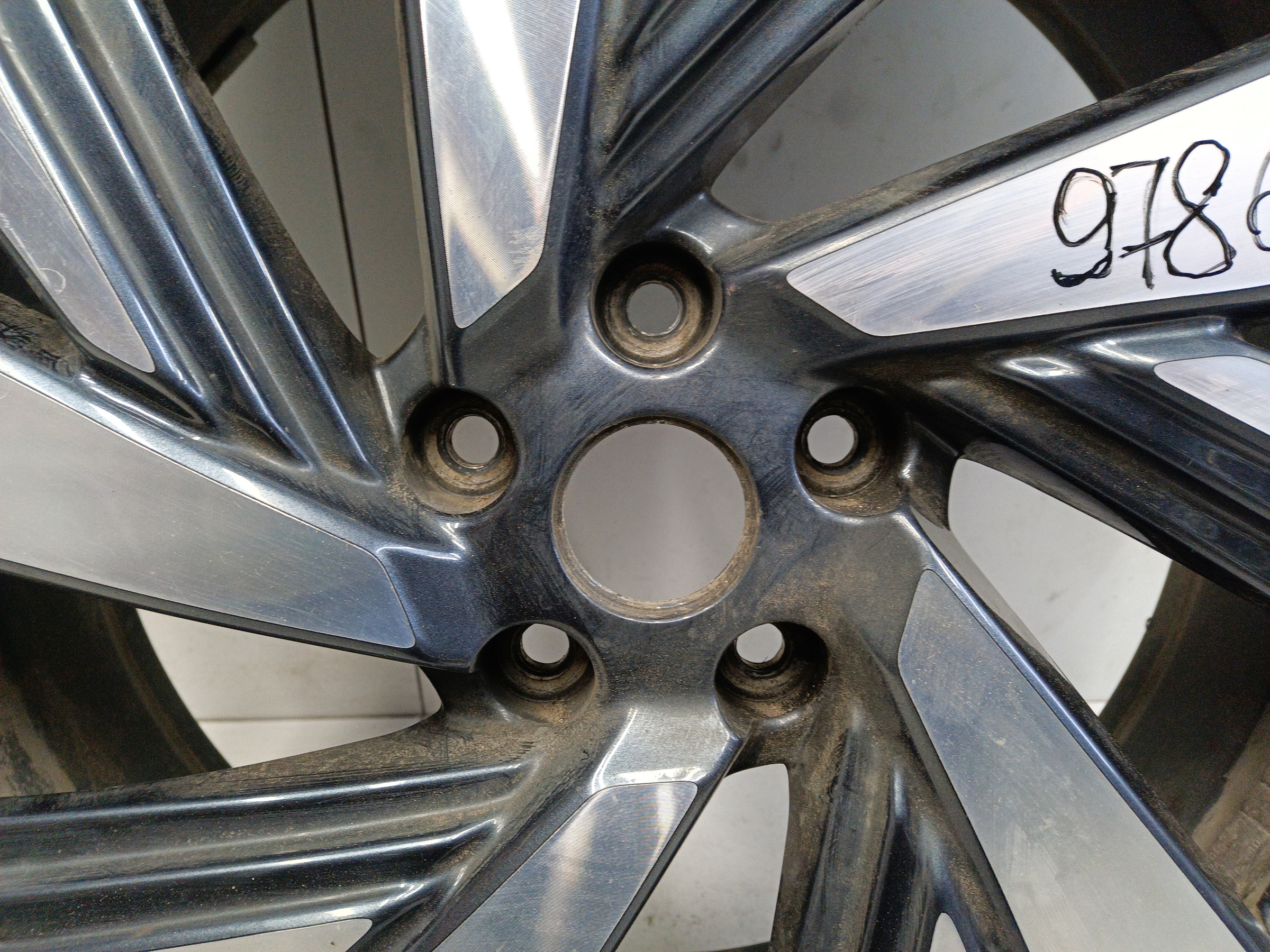 Диск колеса литой Nissan Murano Z52 R20