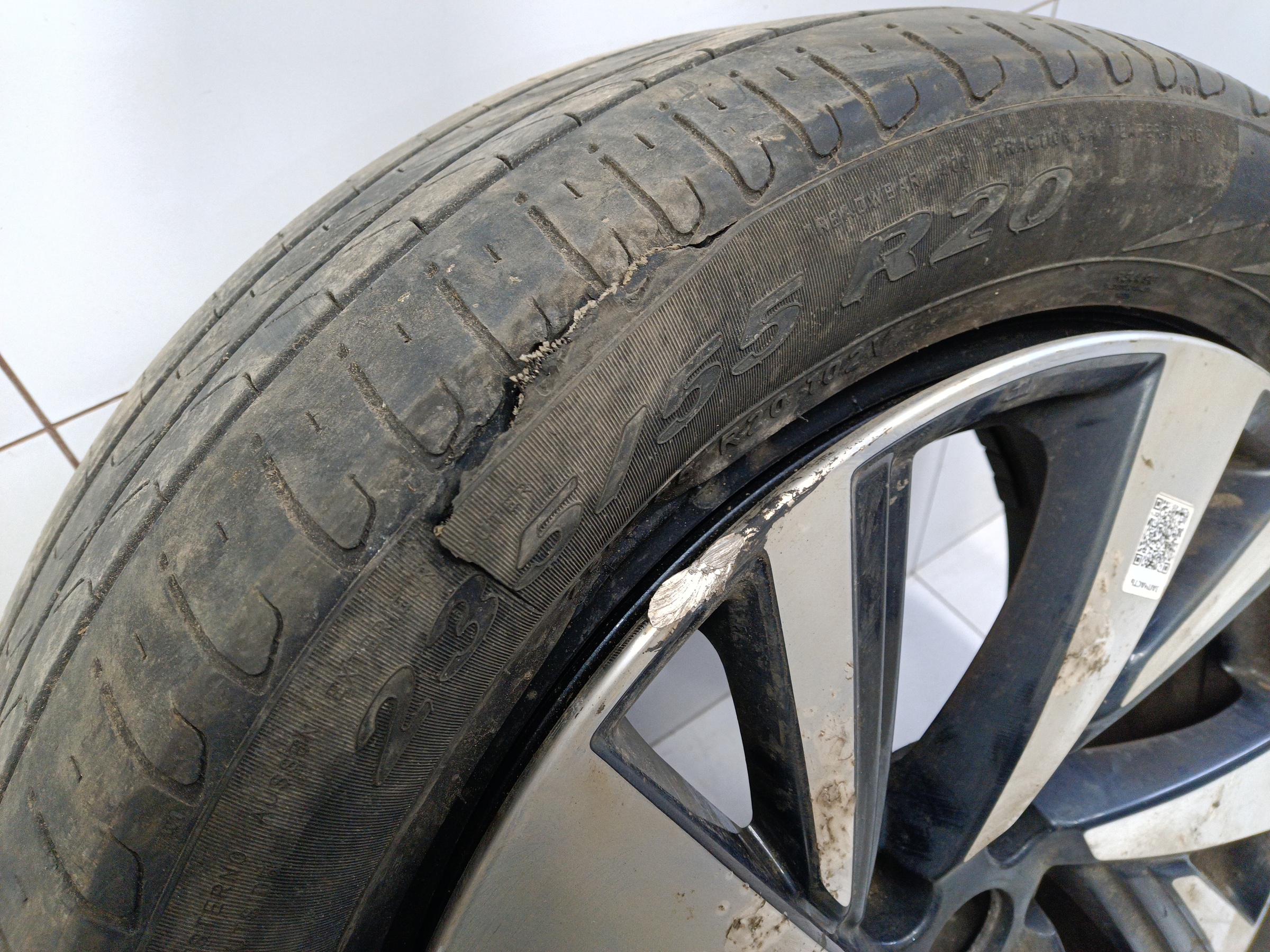 Диск колеса литой Nissan Murano Z52 R20