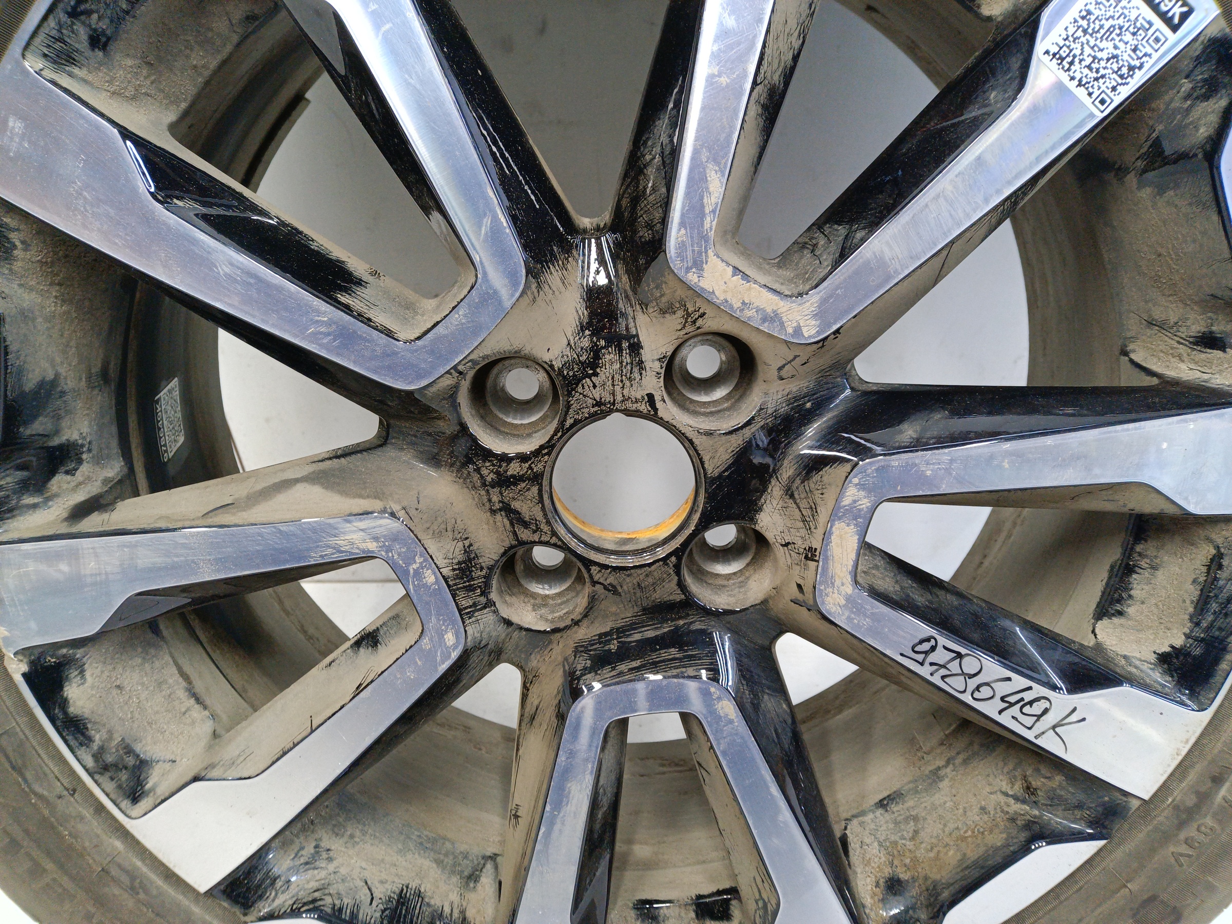 Диск колеса литой Lada Vesta Cross R17