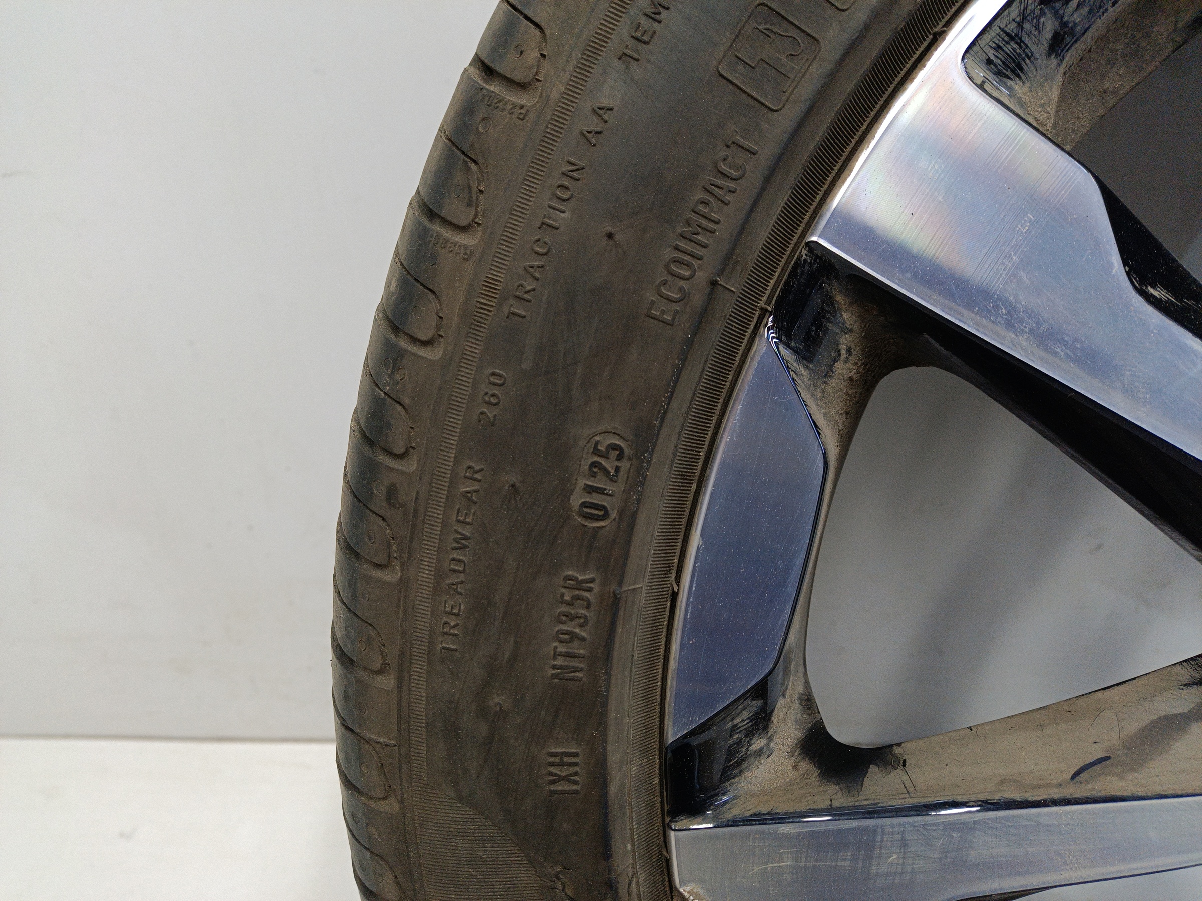 Диск колеса литой Lada Vesta Cross R17