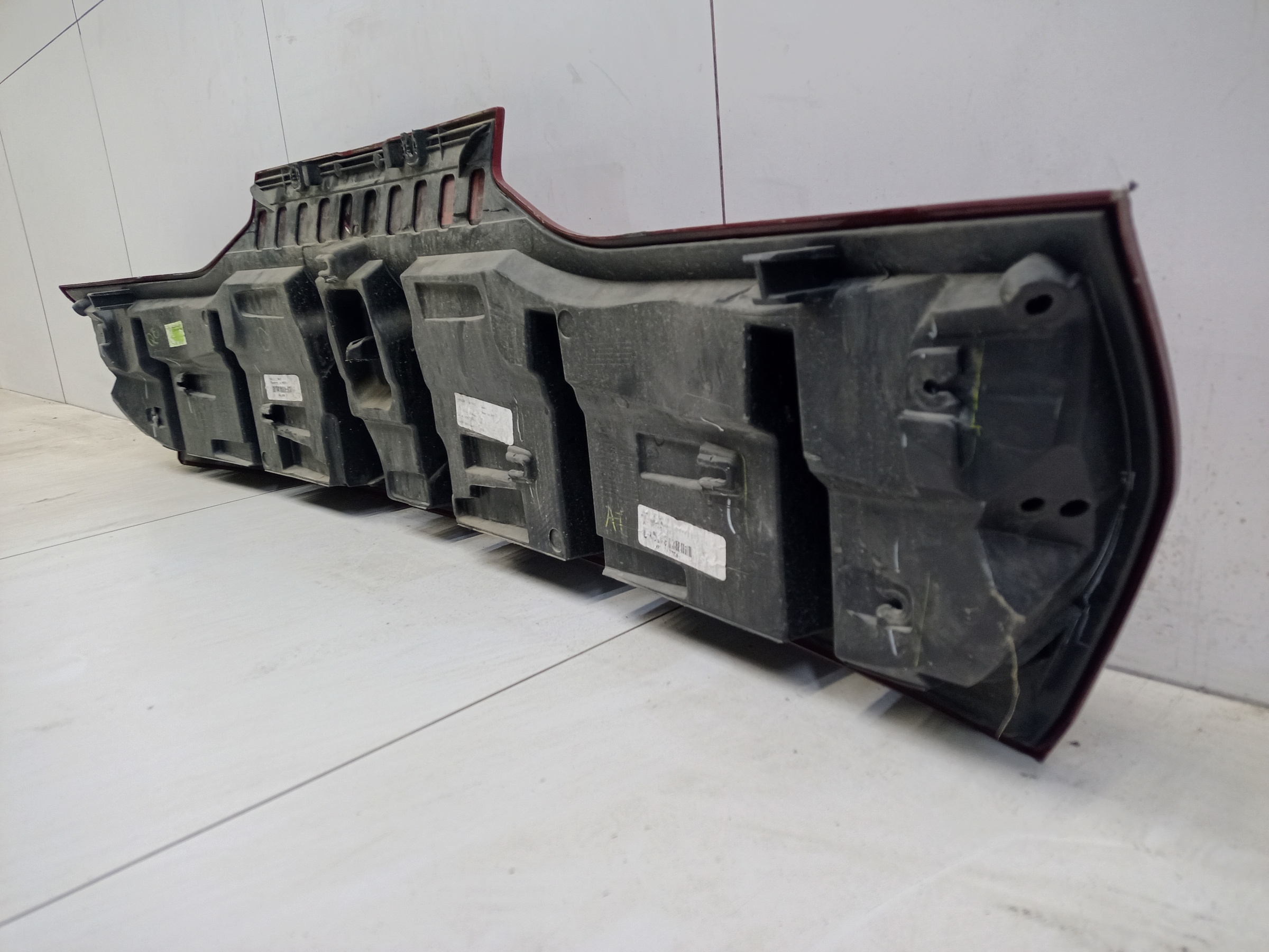 Накладка крышки багажника BMW X6 G06