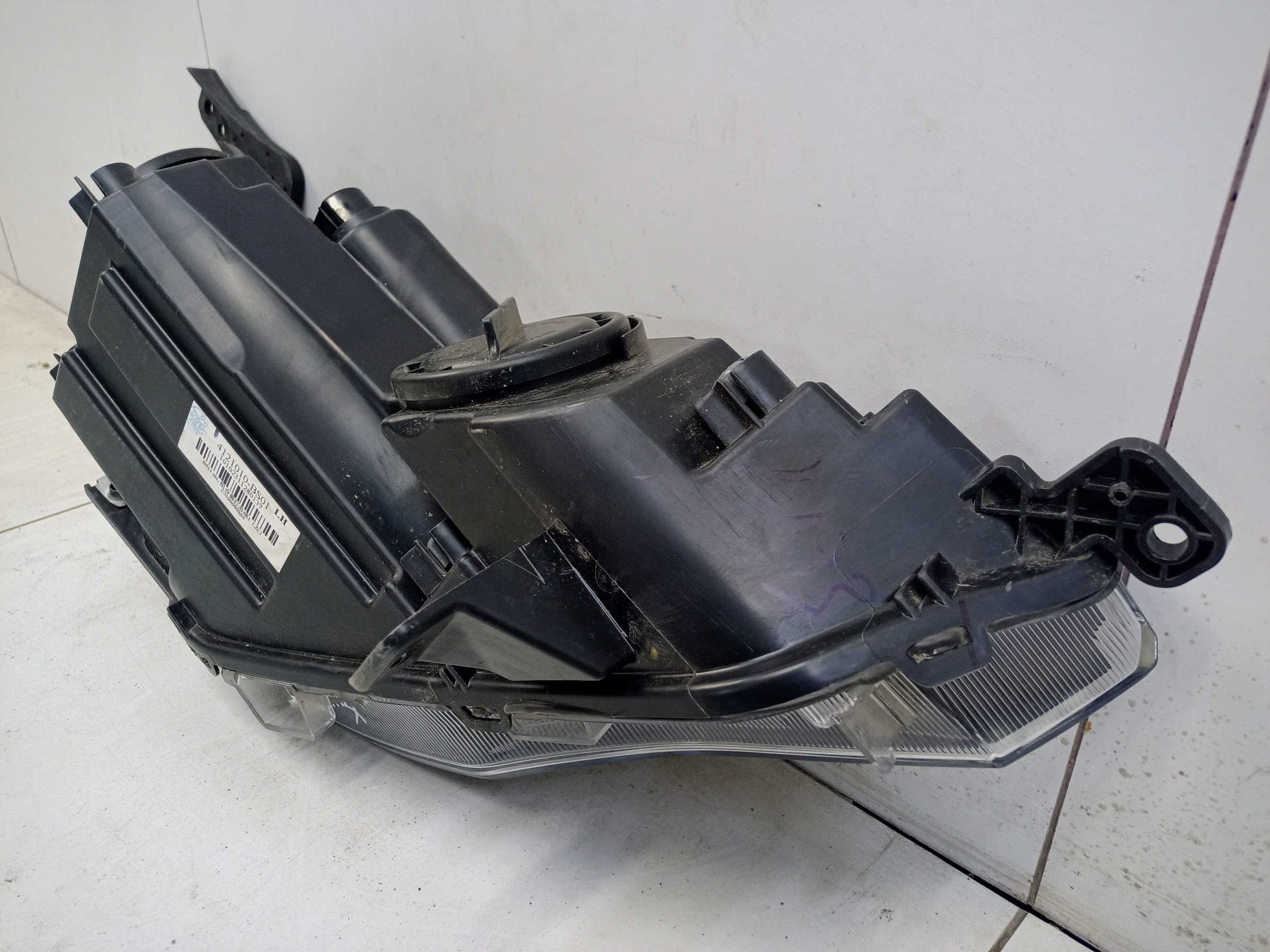 Фара передняя левая Changan Alsvin галоген линза