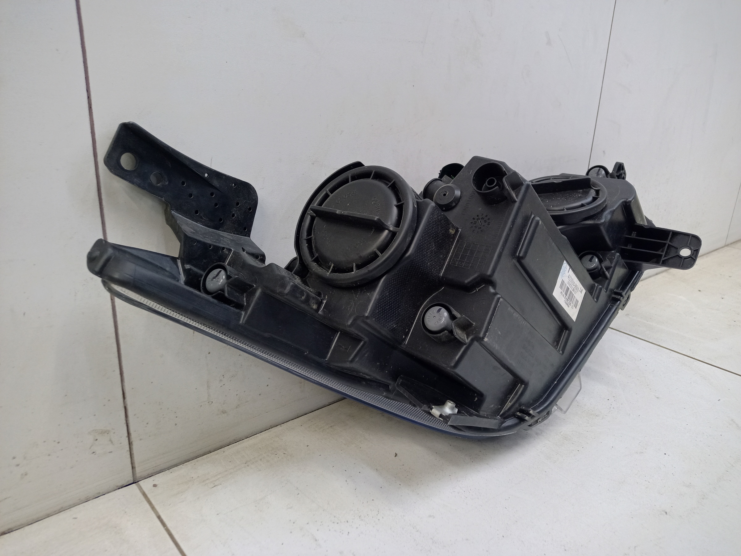 Фара передняя левая Changan Alsvin галоген линза