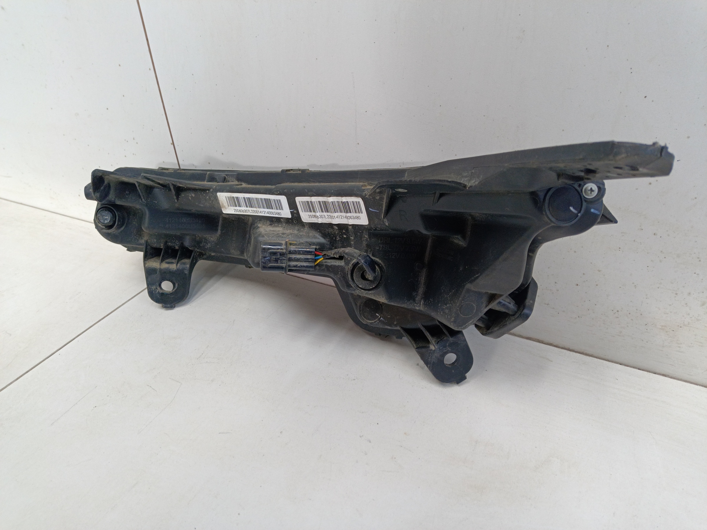 Фара ДХО передняя правая Москвич 3 LED