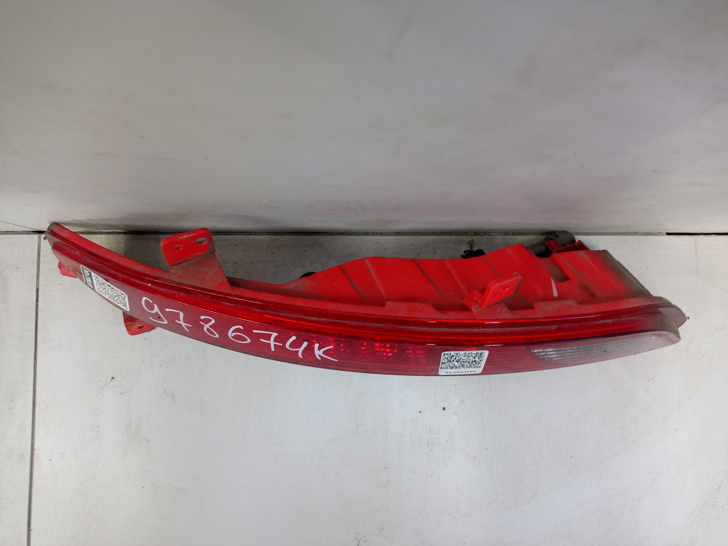 Фара ПТФ задняя левая Geely Tugella LED