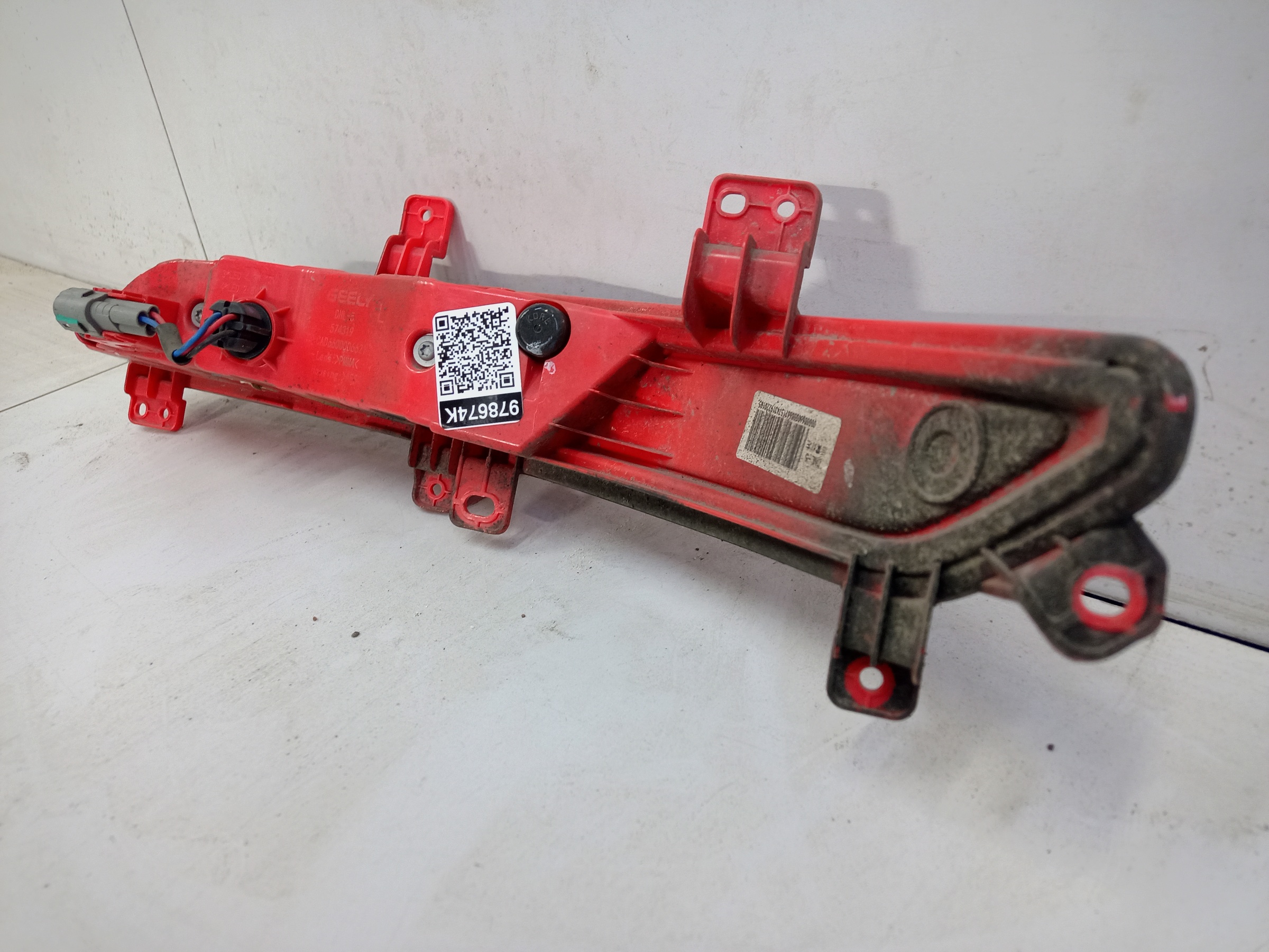 Фара ПТФ задняя левая Geely Tugella LED