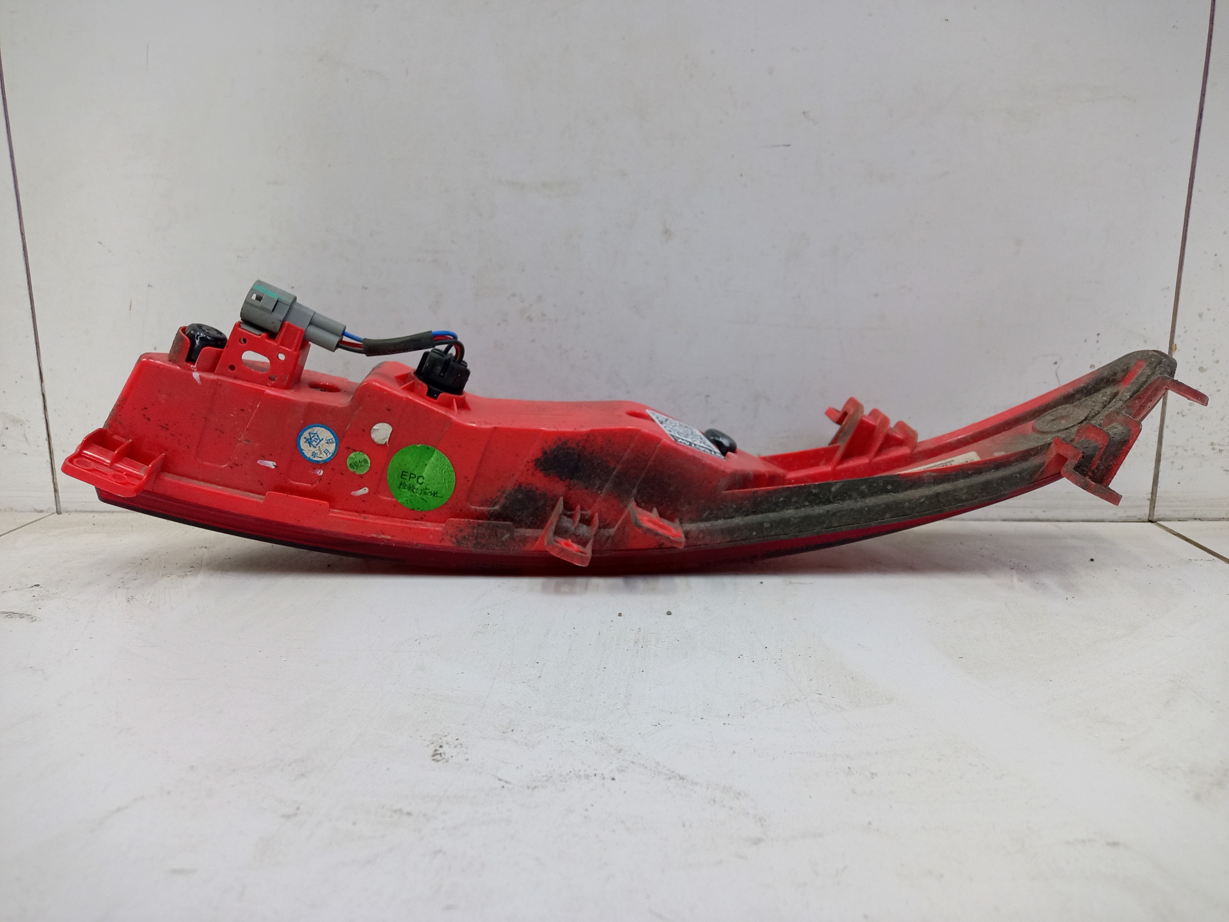 Фара ПТФ задняя левая Geely Tugella LED