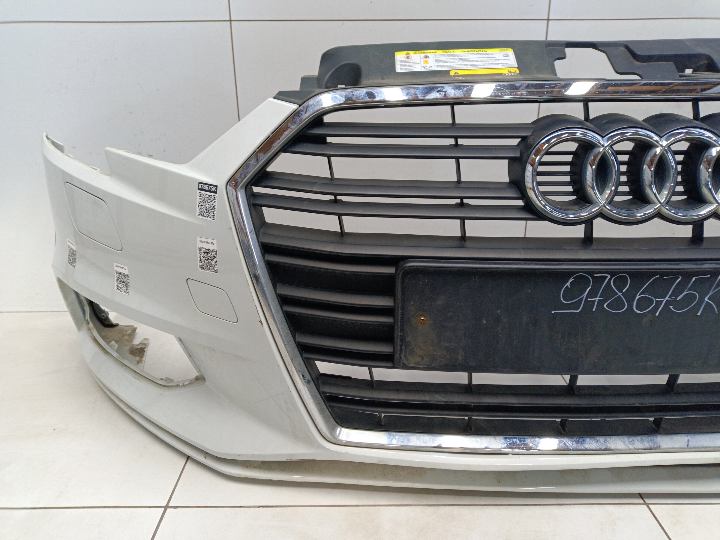 Бампер передний Audi A3 8V Restail Sedan