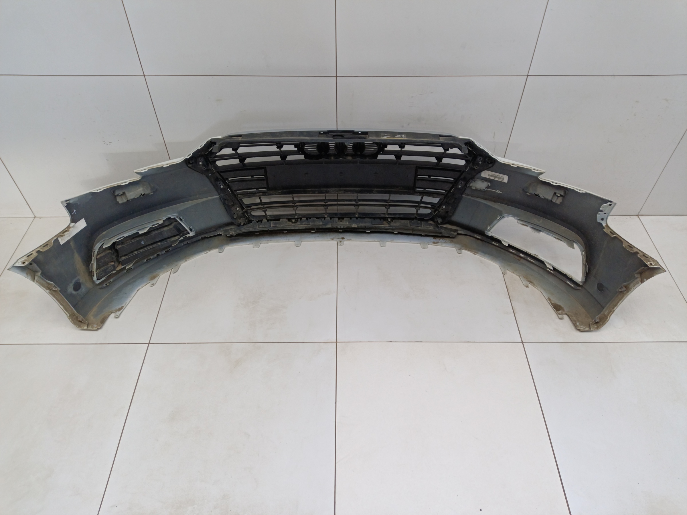 Бампер передний Audi A3 8V Restail Sedan