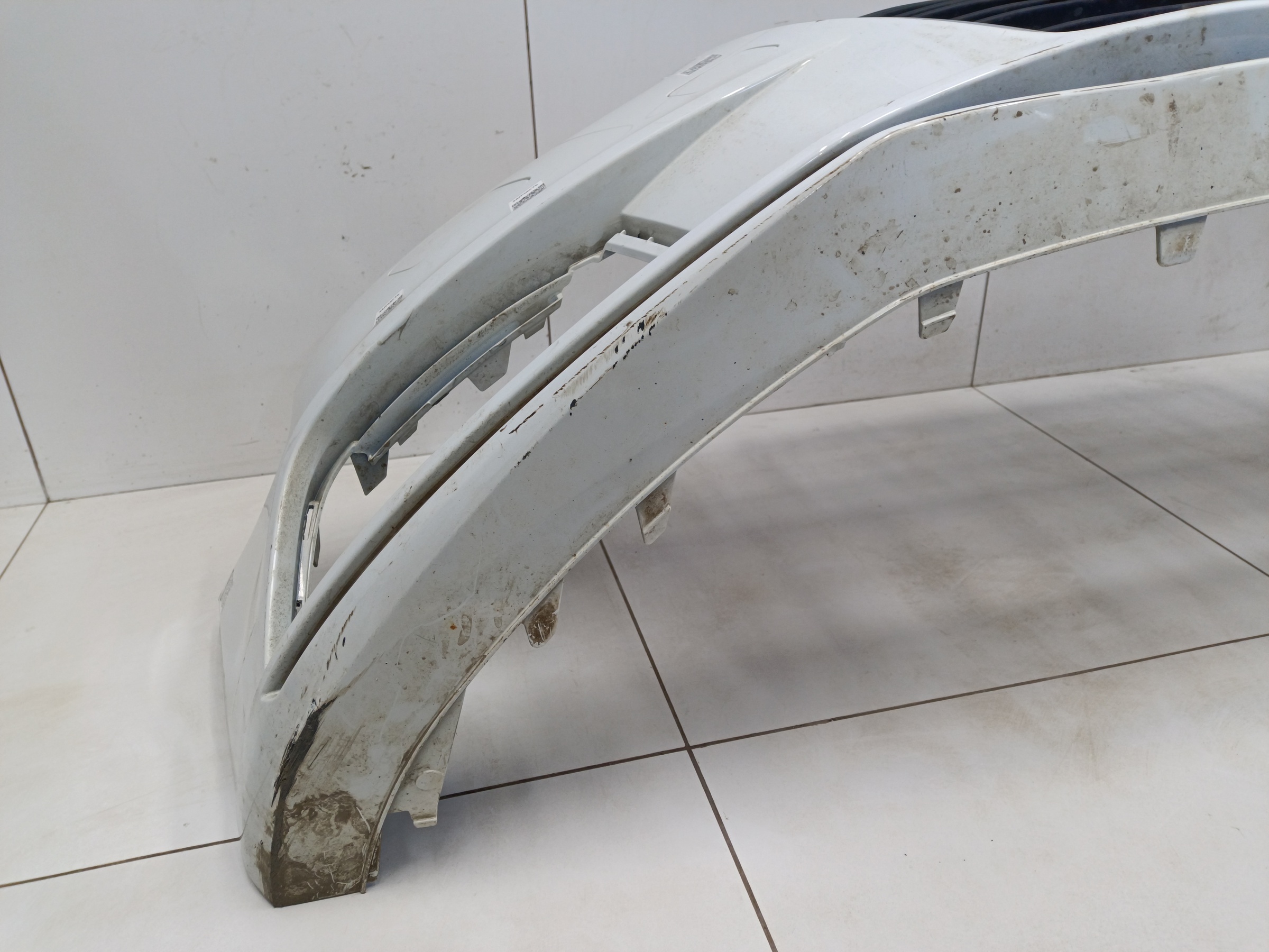 Бампер передний Audi A3 8V Restail Sedan