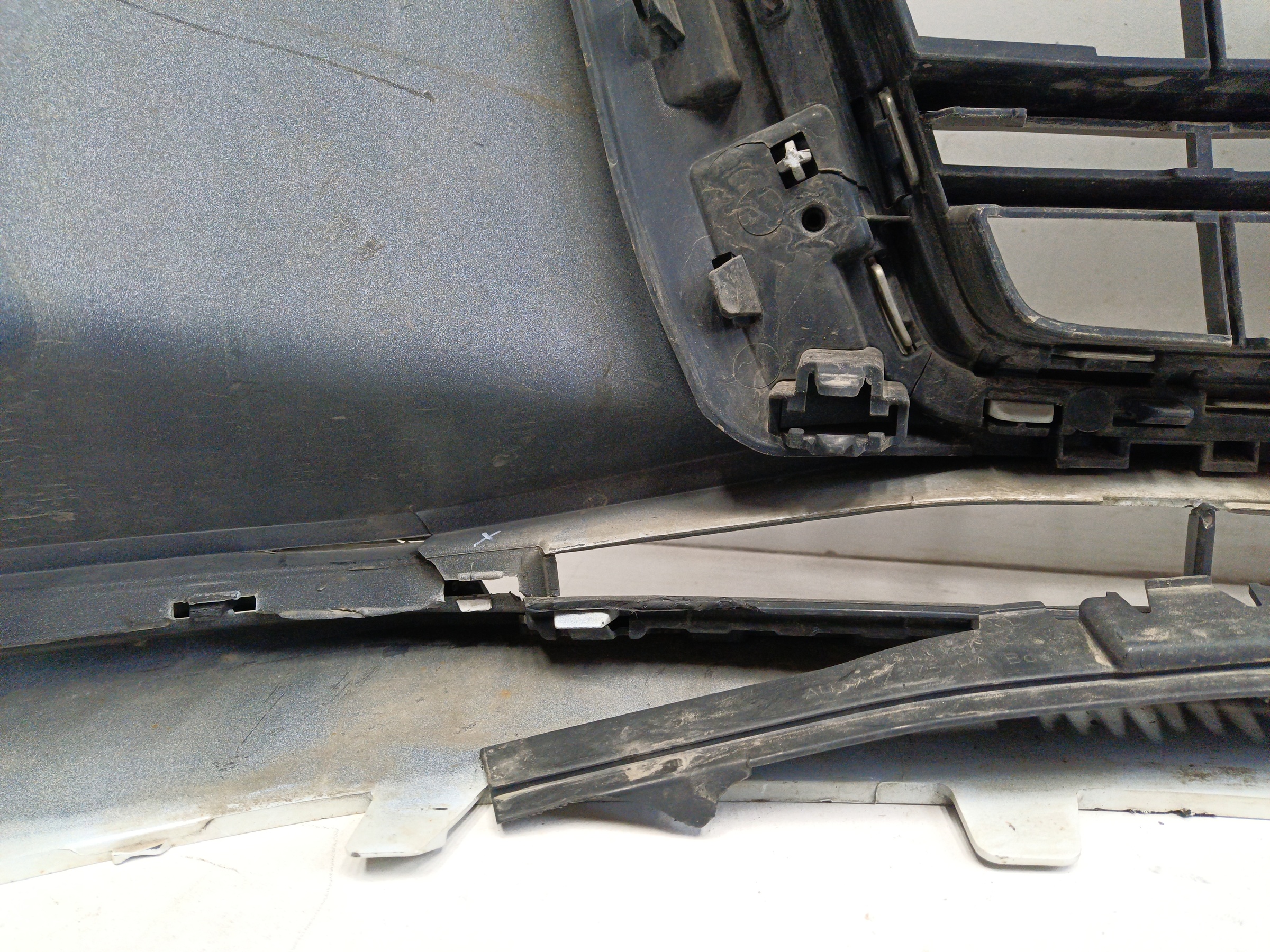 Бампер передний Audi A3 8V Restail Sedan