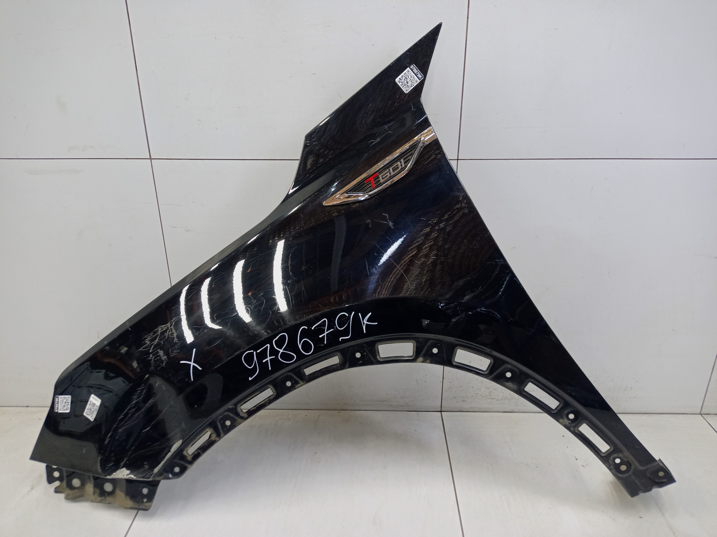 Крыло переднее левое Chery Tiggo 8 Pro