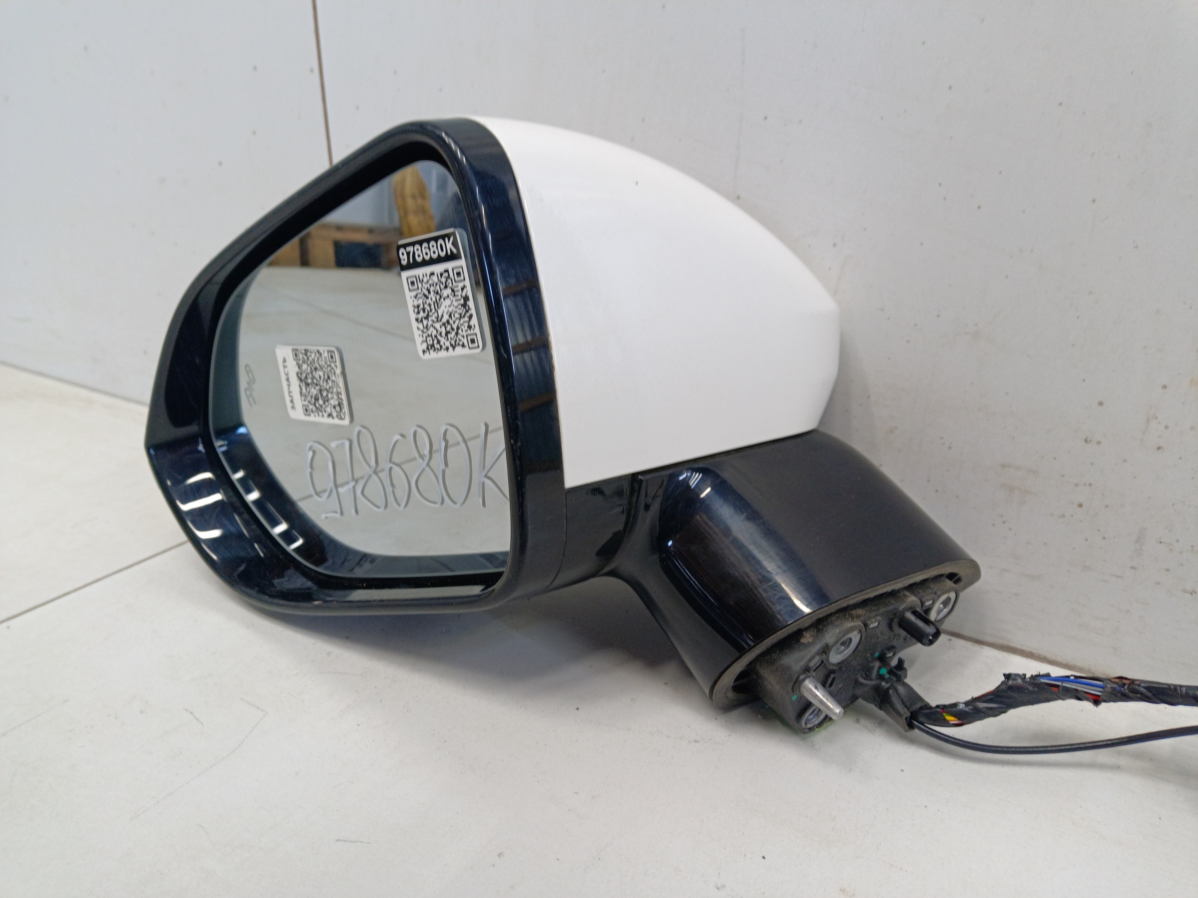 Зеркало левое Chery Tiggo 9  16 + 1 контактов