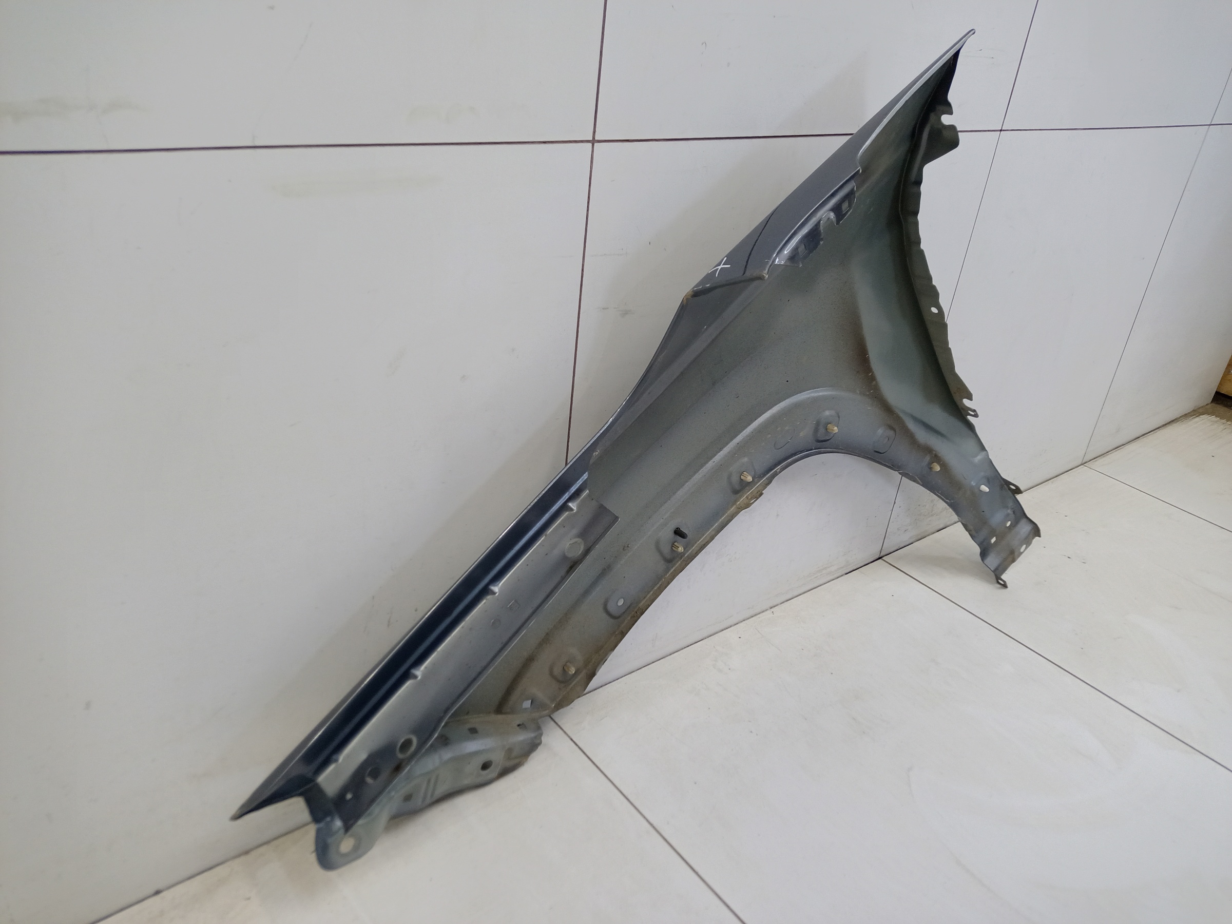 Крыло переднее правое Москвич 3