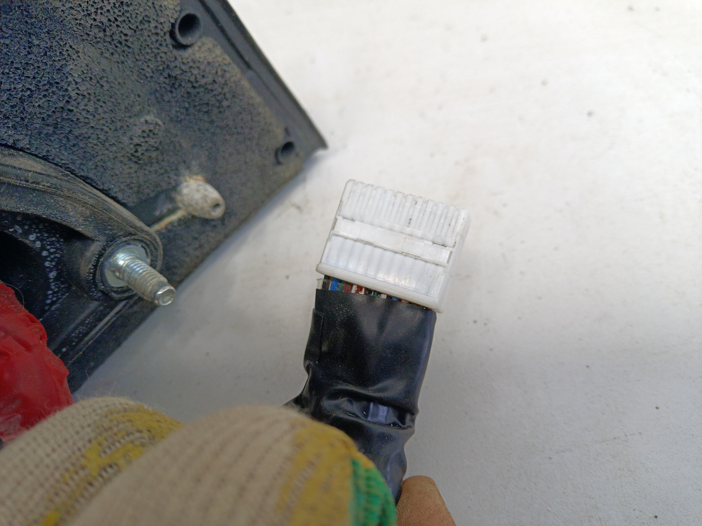 Зеркало левое Toyota Land Cruiser 200 Restail 2 20 контактов