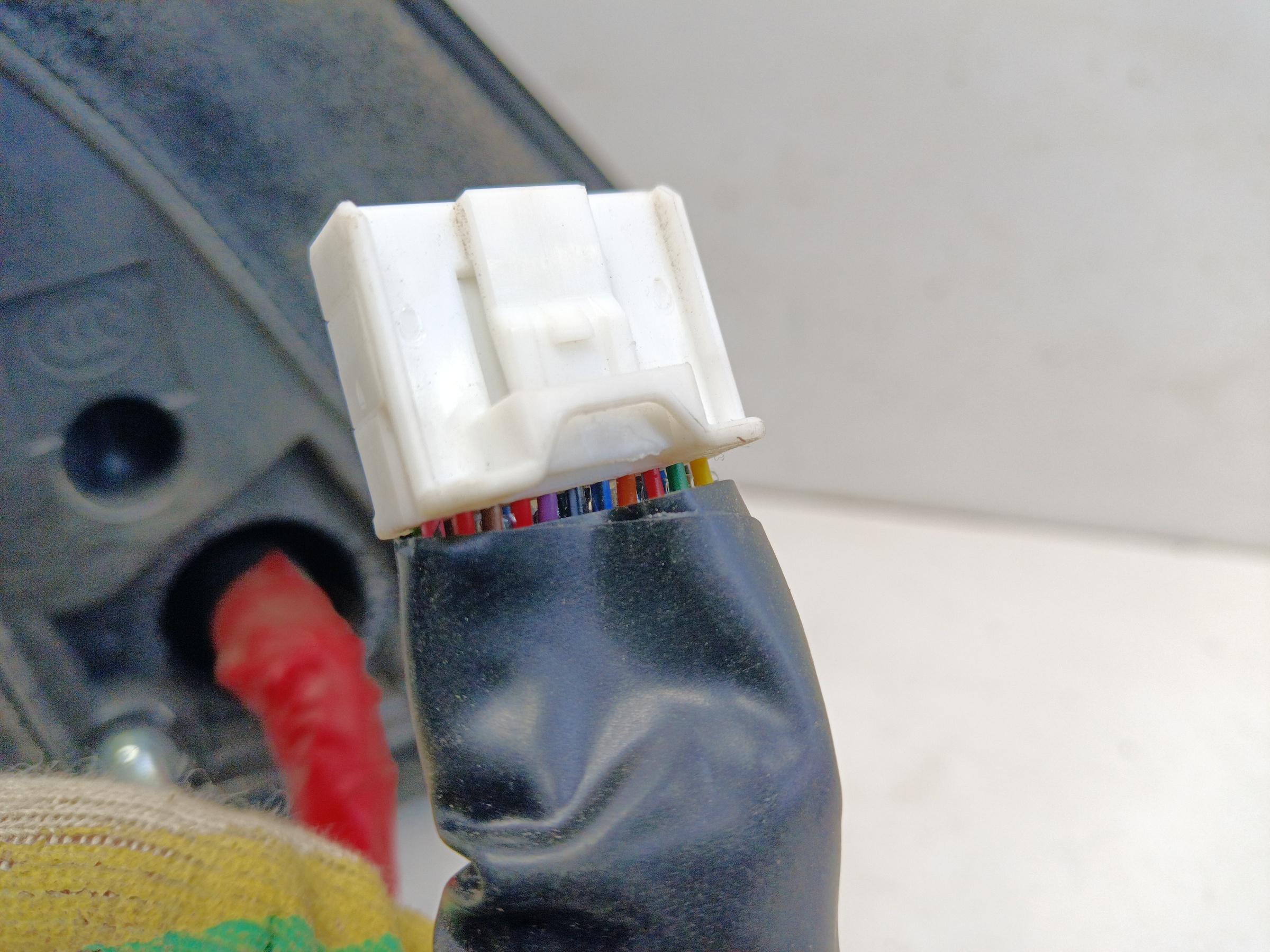 Зеркало левое Toyota Land Cruiser 200 Restail 2 20 контактов