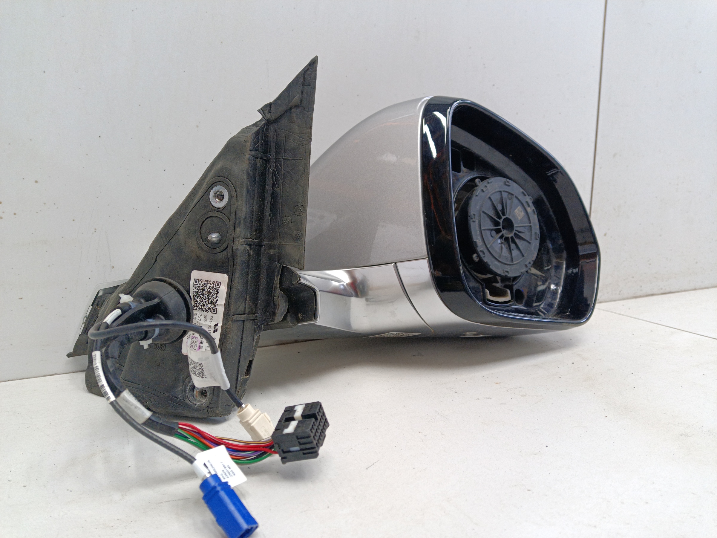 Зеркало правое Lixiang L9 15+2 контактов