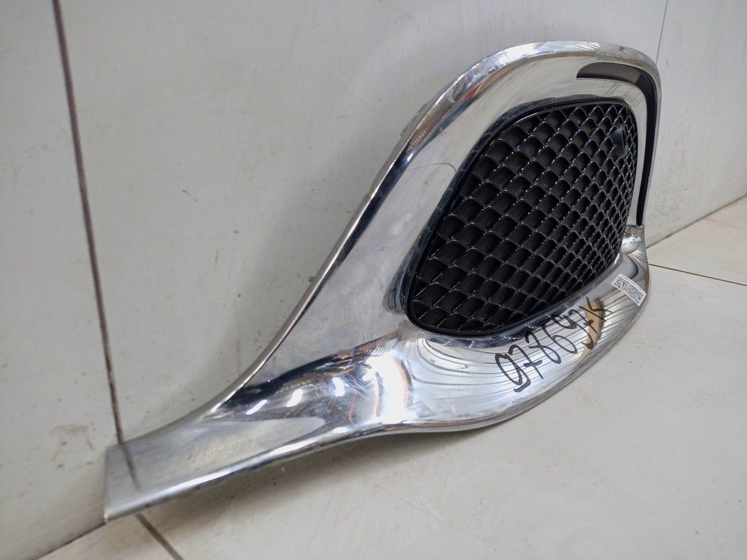 Решетка переднего бампера левая Mercedes Benz S-Klasse W223 Maybach