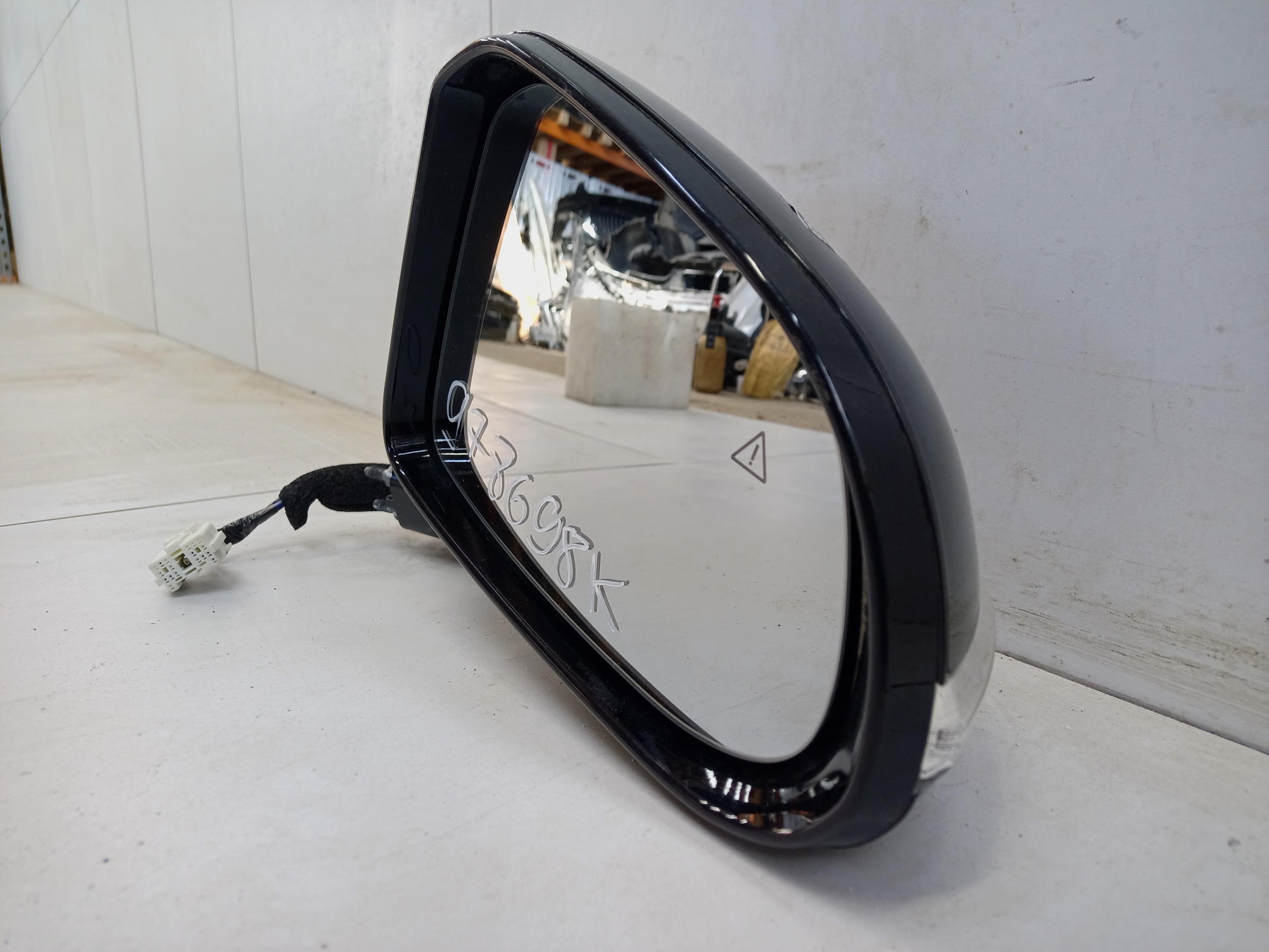 Зеркало правое Hyundai Santa Fe 4 Restail 7+1 контактов