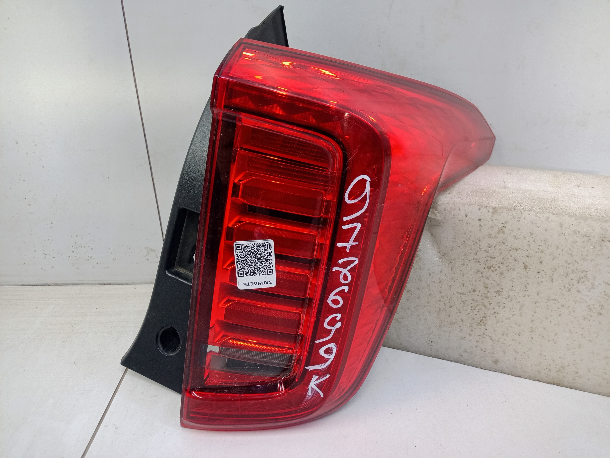 Фонарь задний правый наружный Haval Jolion LED