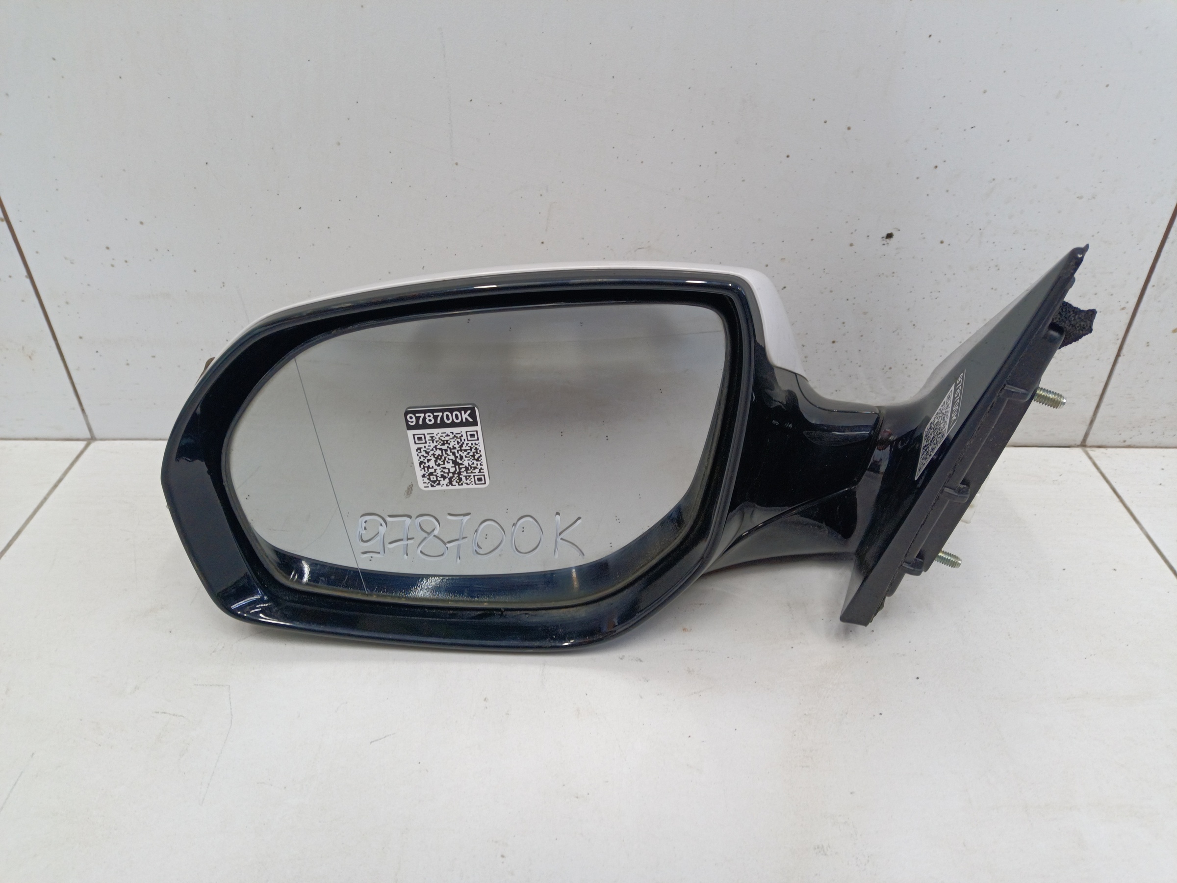 Зеркало левое Hyundai Grand Santa Fe 3 14 контактов