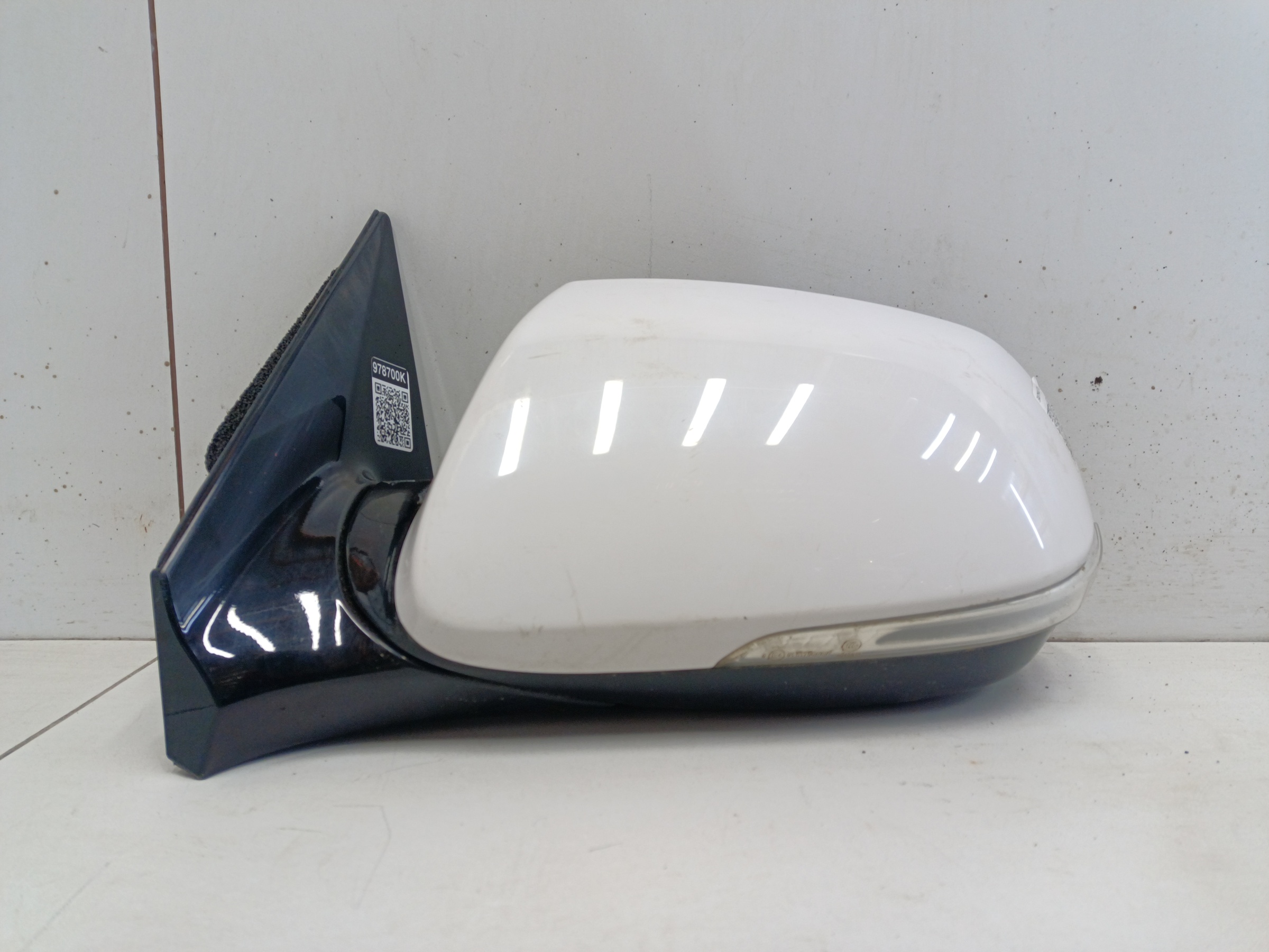 Зеркало левое Hyundai Grand Santa Fe 3 14 контактов