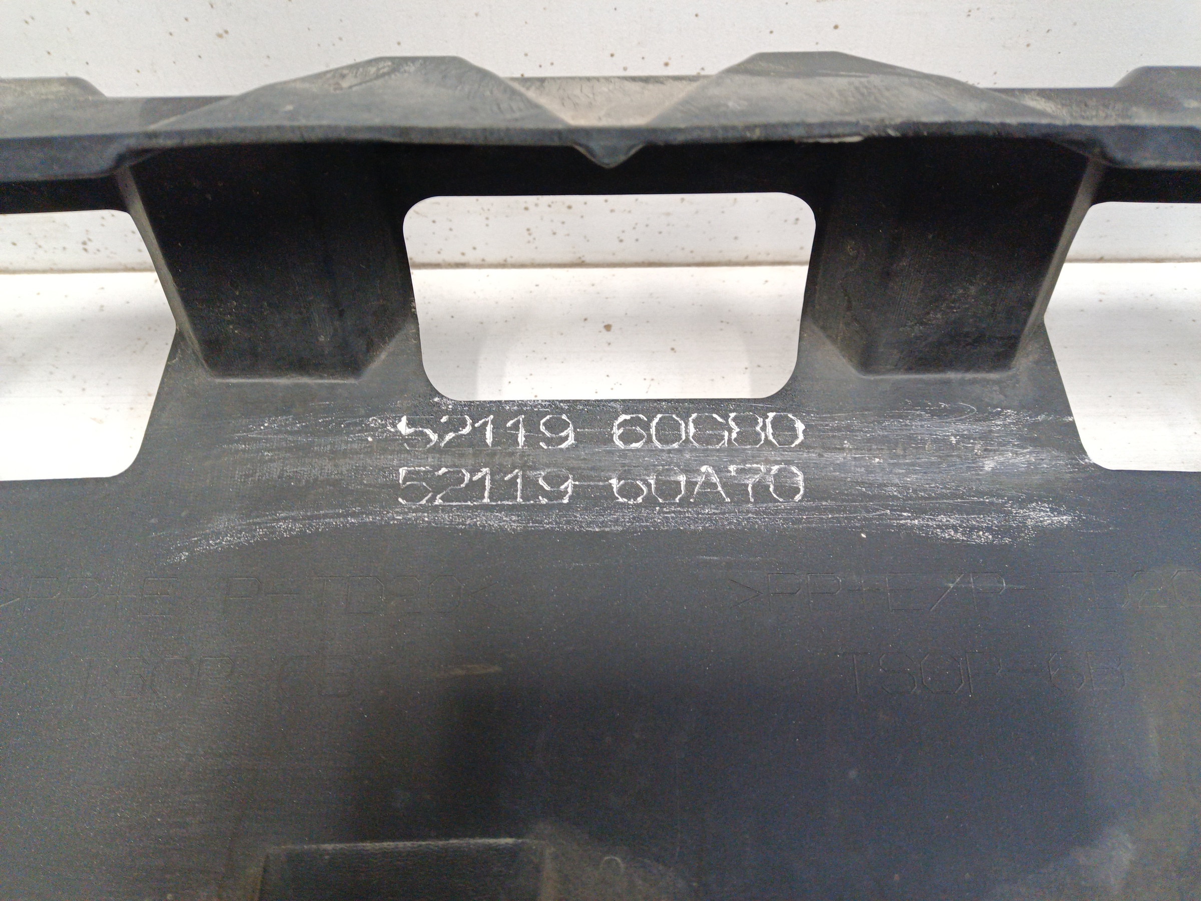 Бампер передний Lexus LX 3 Restail 2