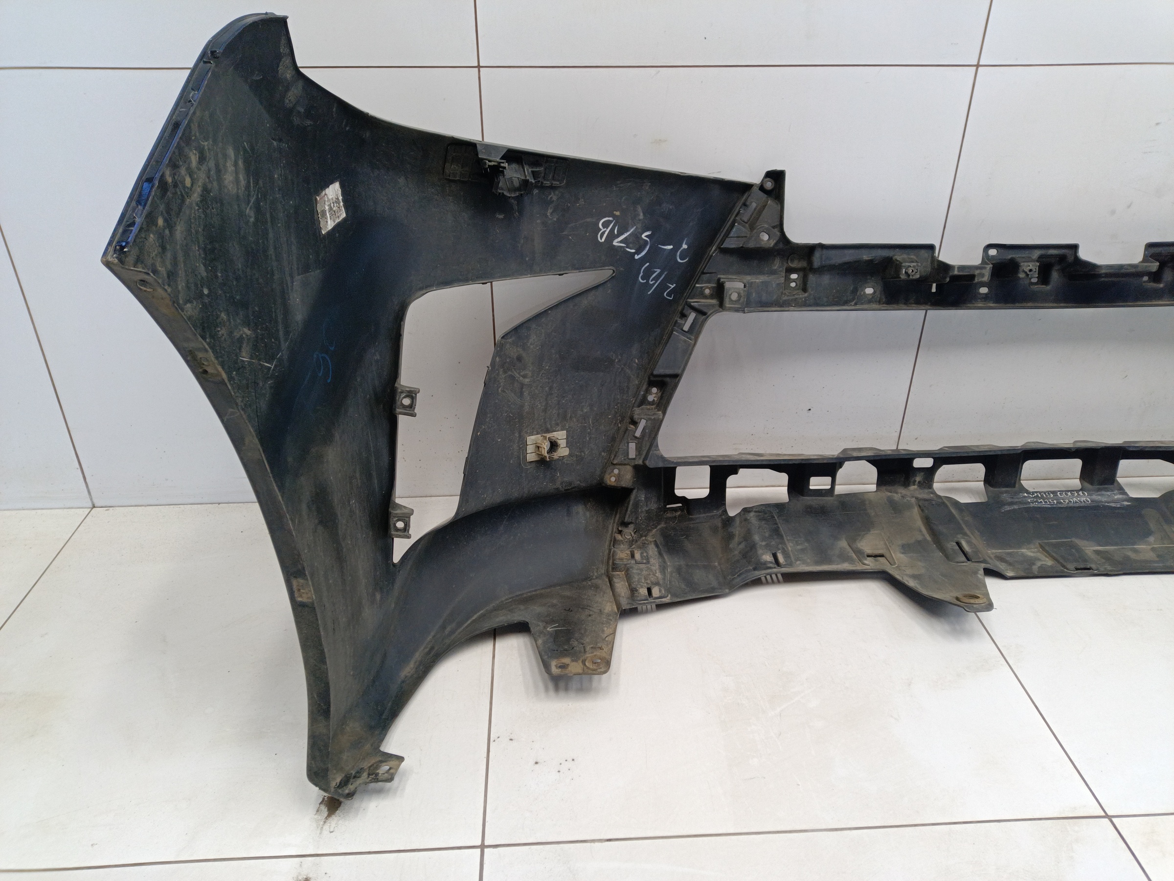 Бампер передний Lexus LX 3 Restail 2