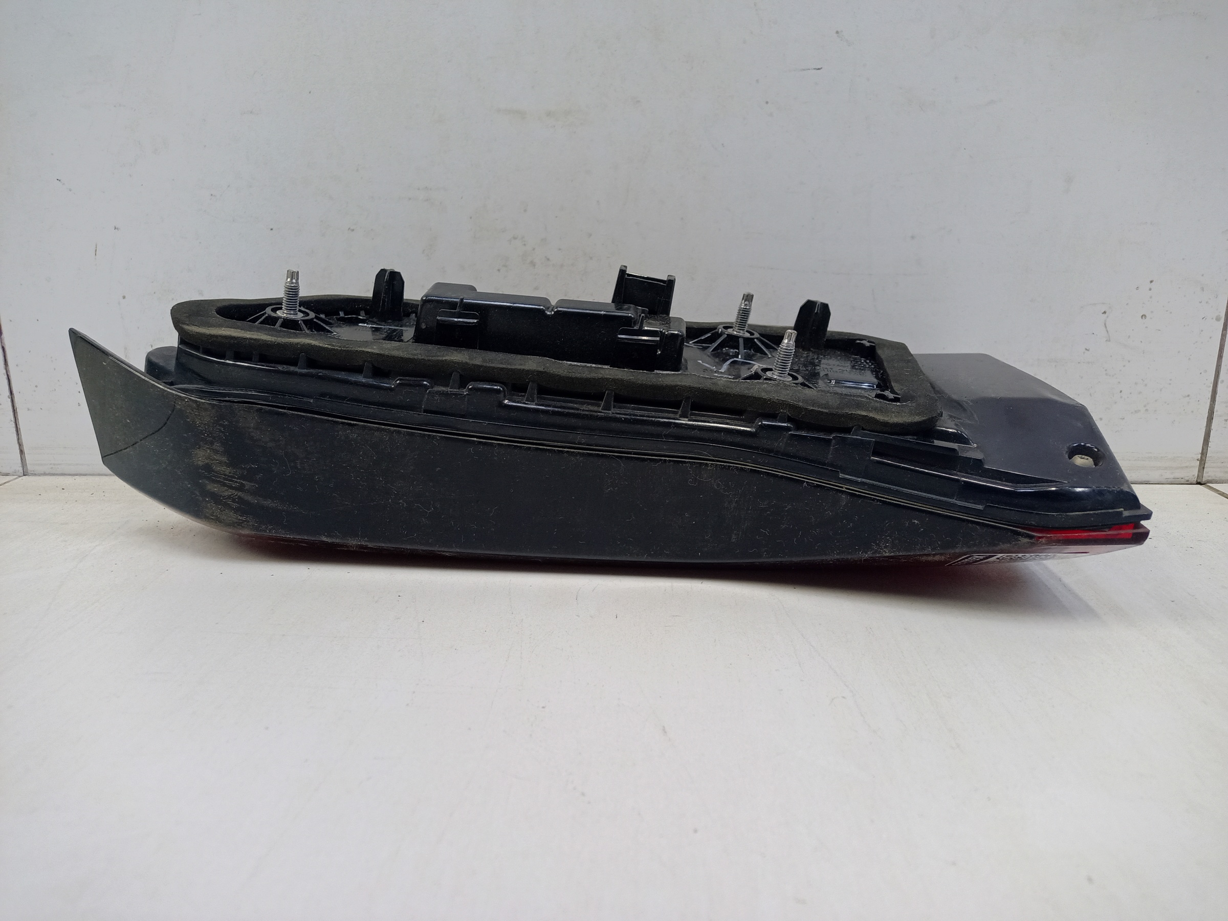 Фонарь задний левый внутренний BMW X5 G05 LED