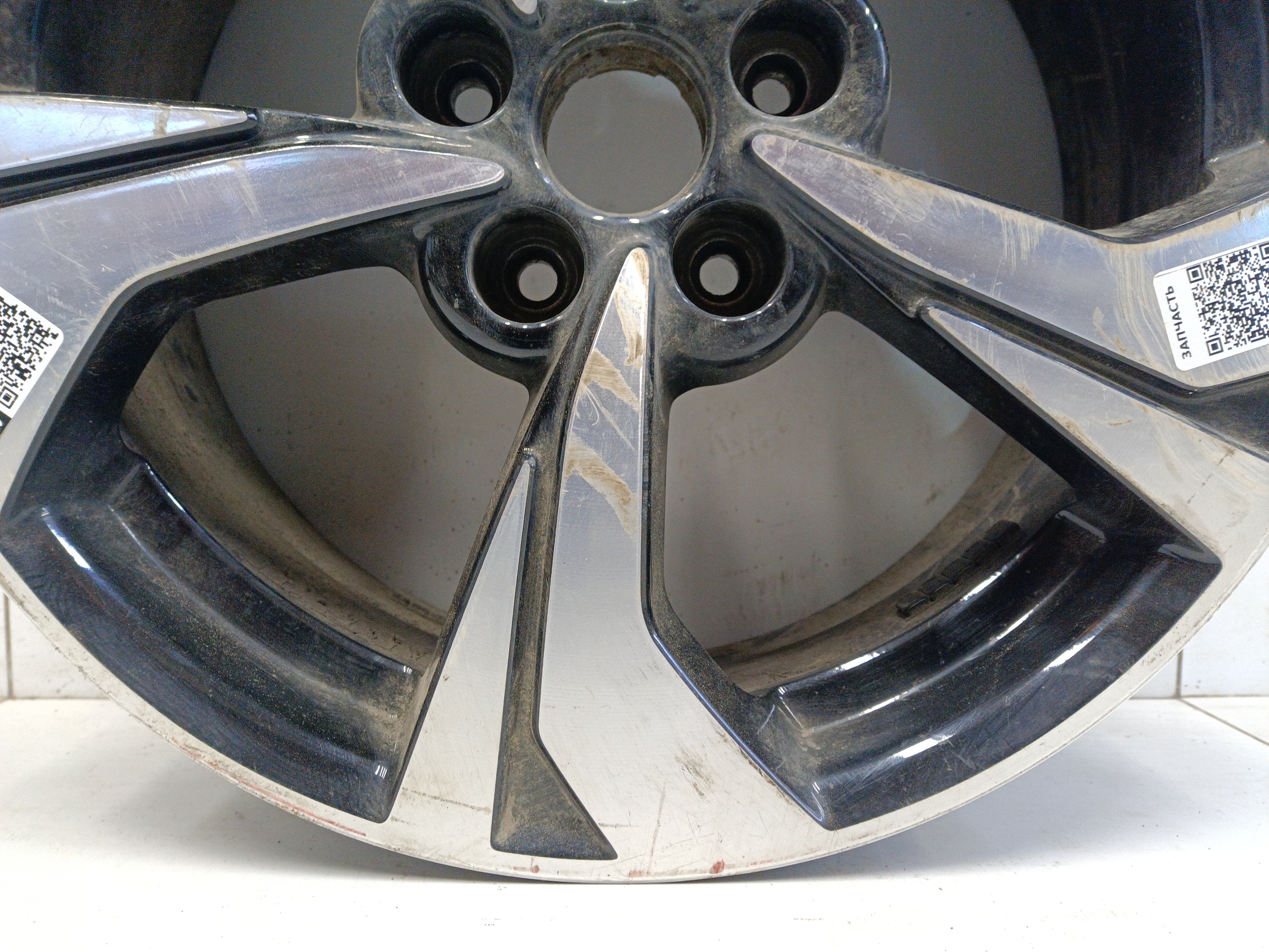 Диск колеса литой Москвич 3 R17