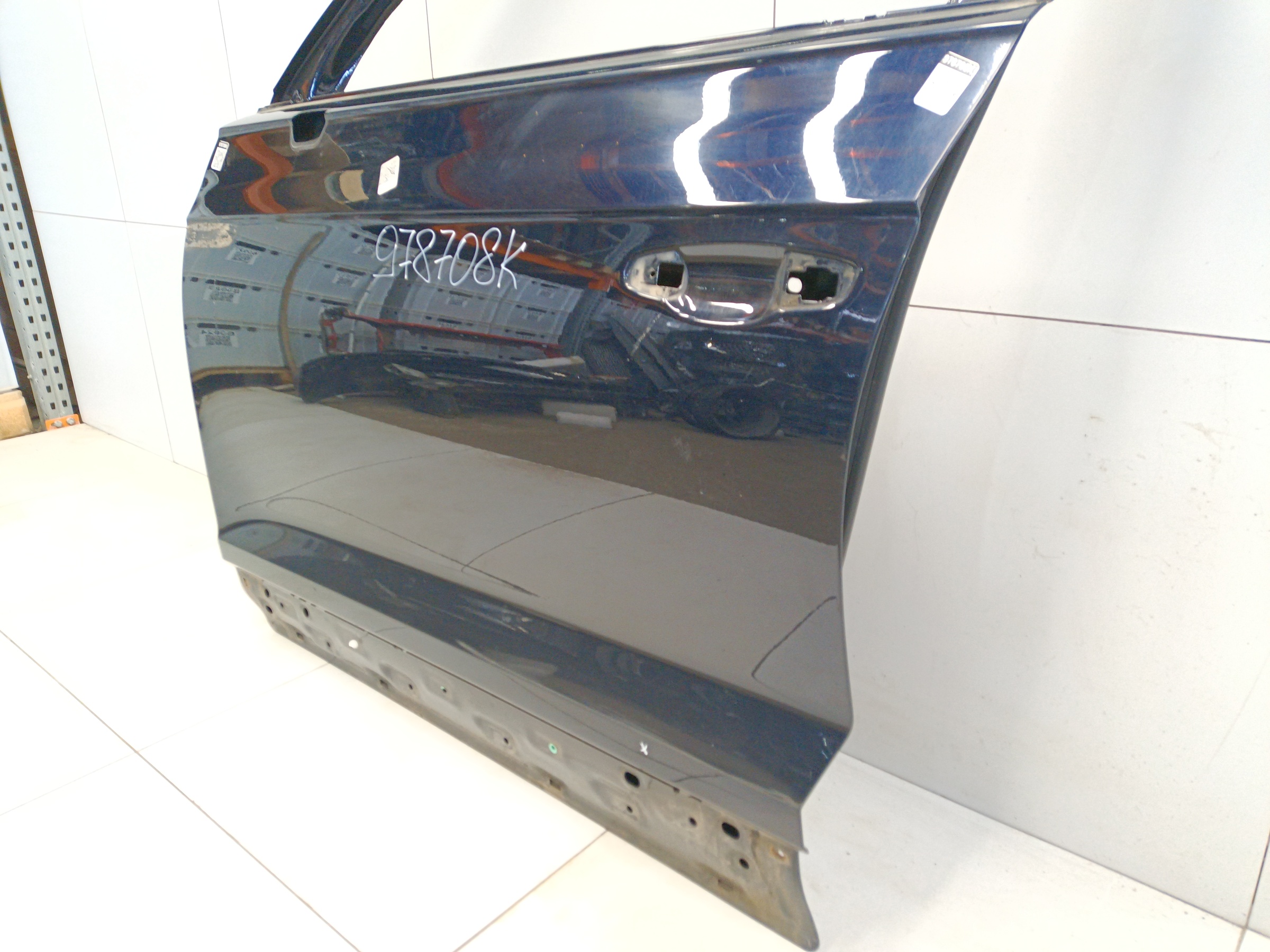 Дверь передняя левая Volkswagen Touareg 3