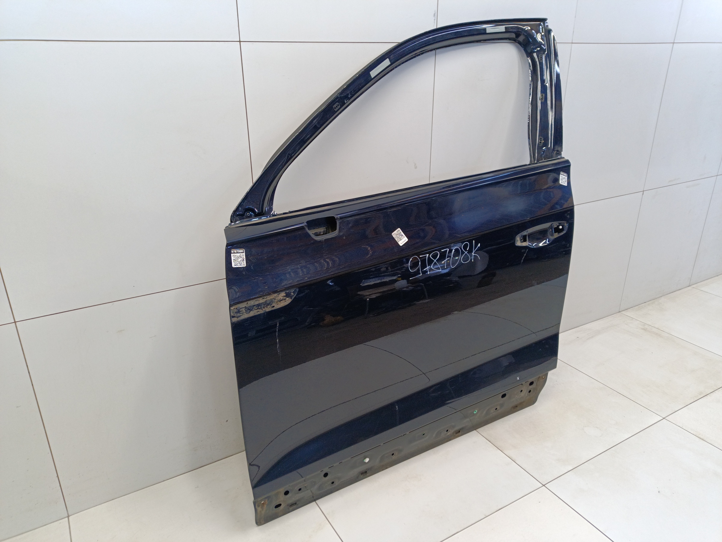 Дверь передняя левая Volkswagen Touareg 3