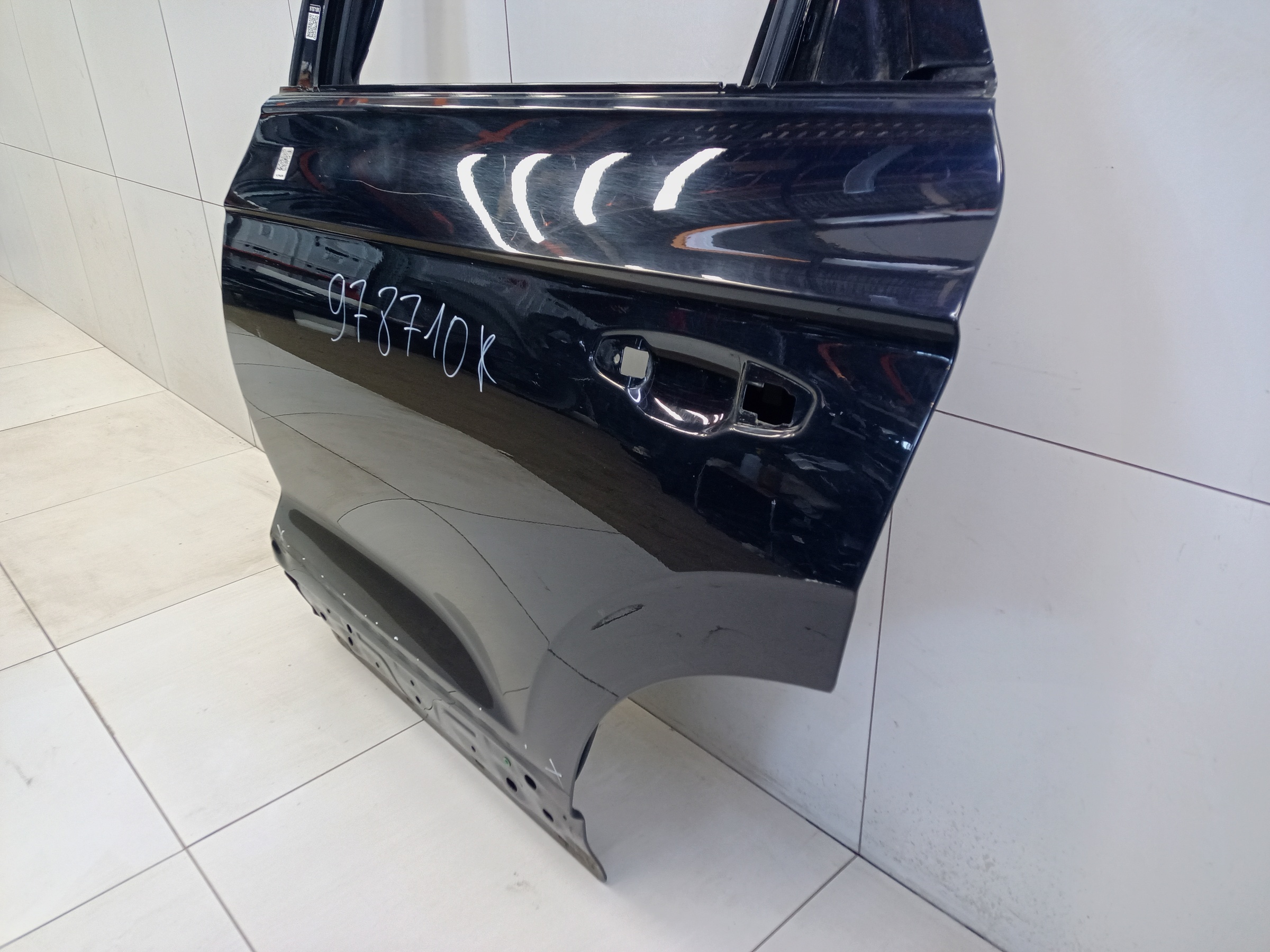 Дверь задняя левая Volkswagen Touareg 3