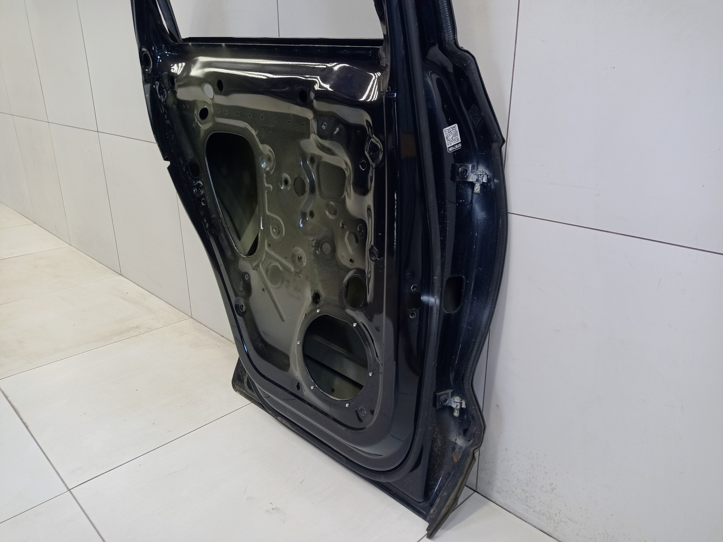 Дверь задняя левая Volkswagen Touareg 3