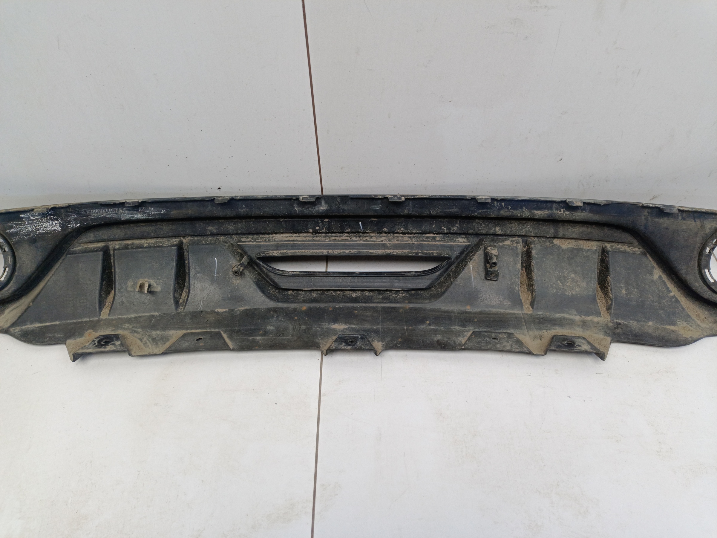 Юбка заднего бампера Chery Arrizo 8