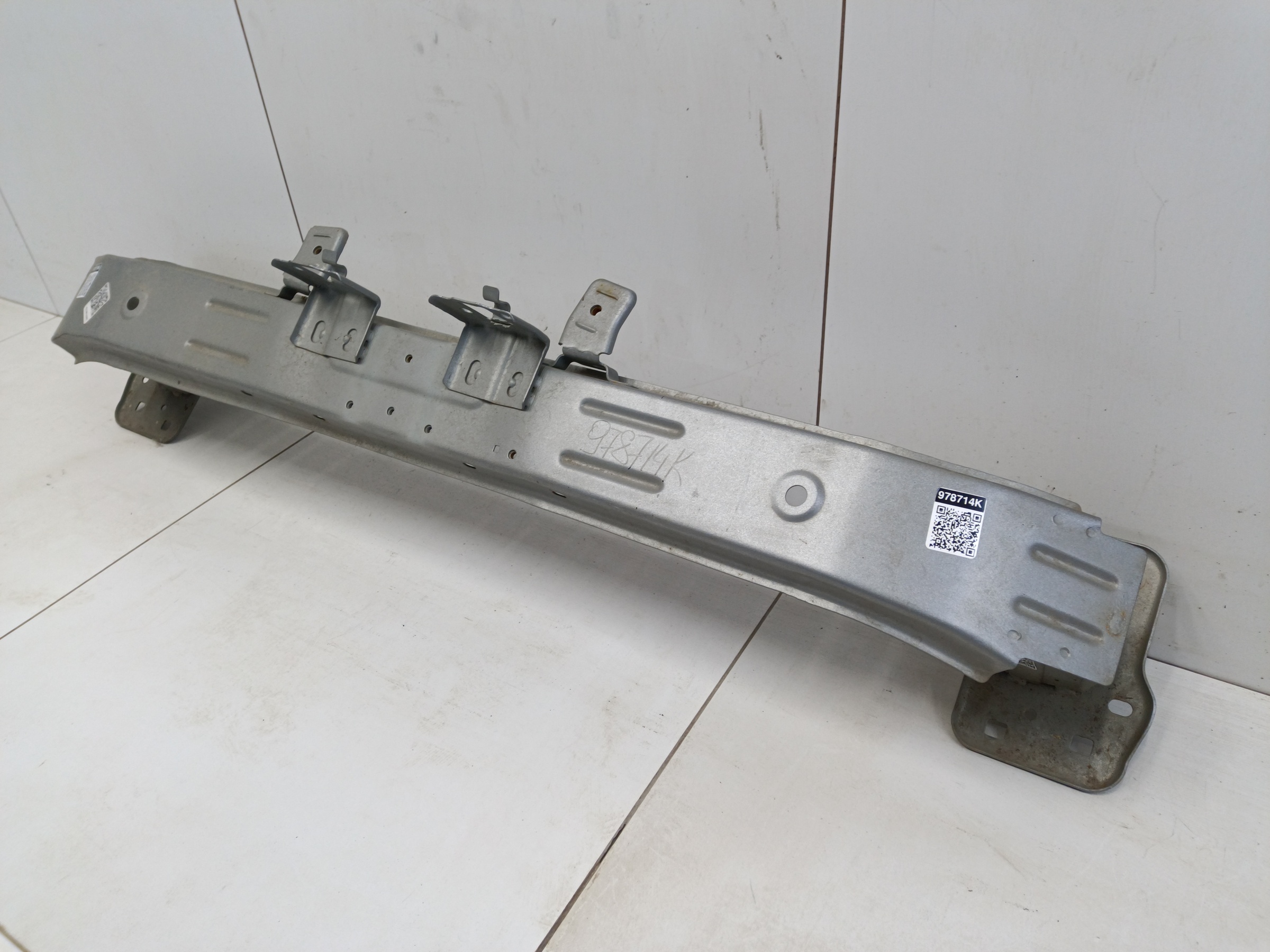 Усилитель переднего бампера Haval F7